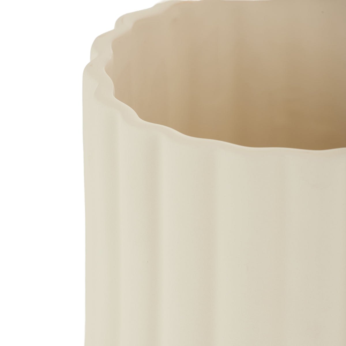 Rogue Agra Ribbed Planter Cream