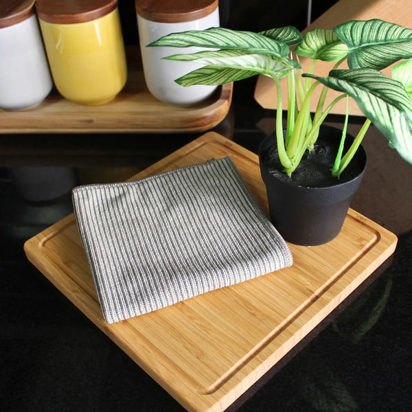 Cloths & Wipes