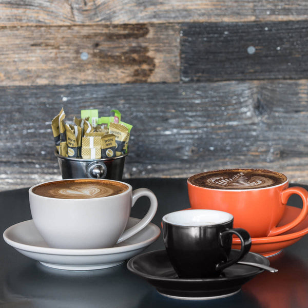 Mugs, Cups & Saucers