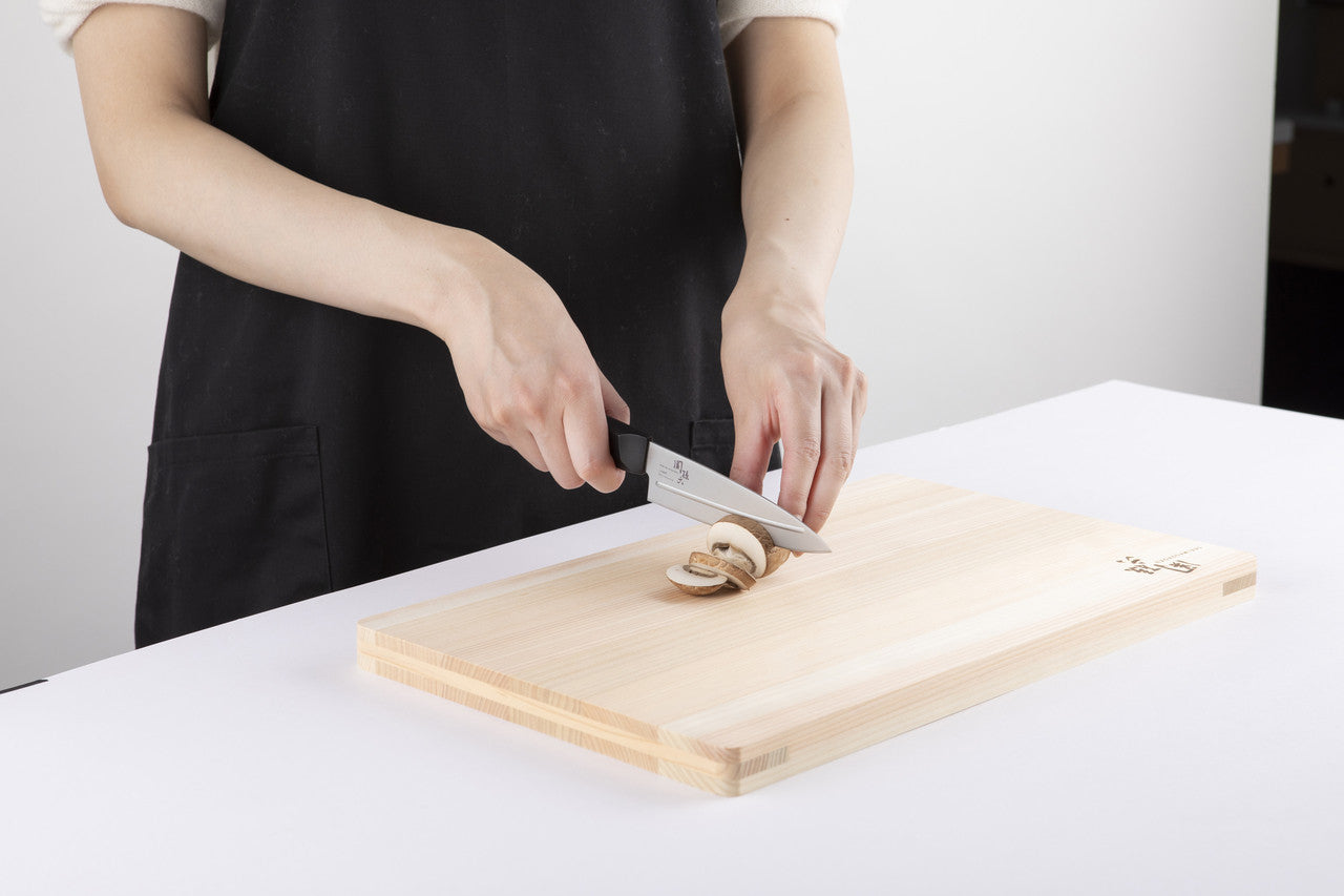 Kai Seki Magoroku Shironezu Paring Knife 12cm