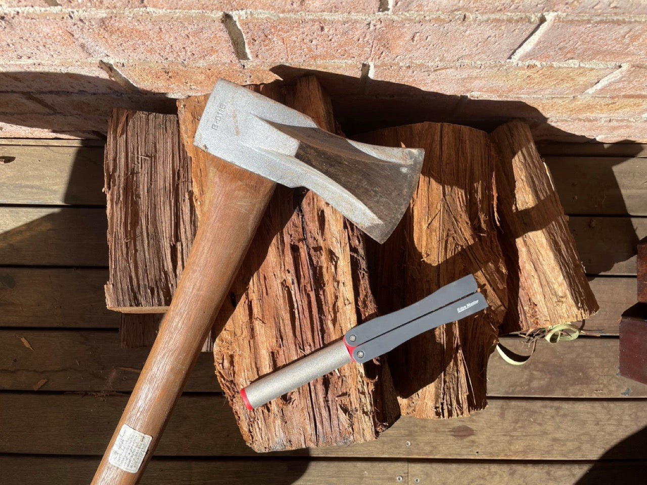 Edge Master Flick and Sharp Diamond Sharpener