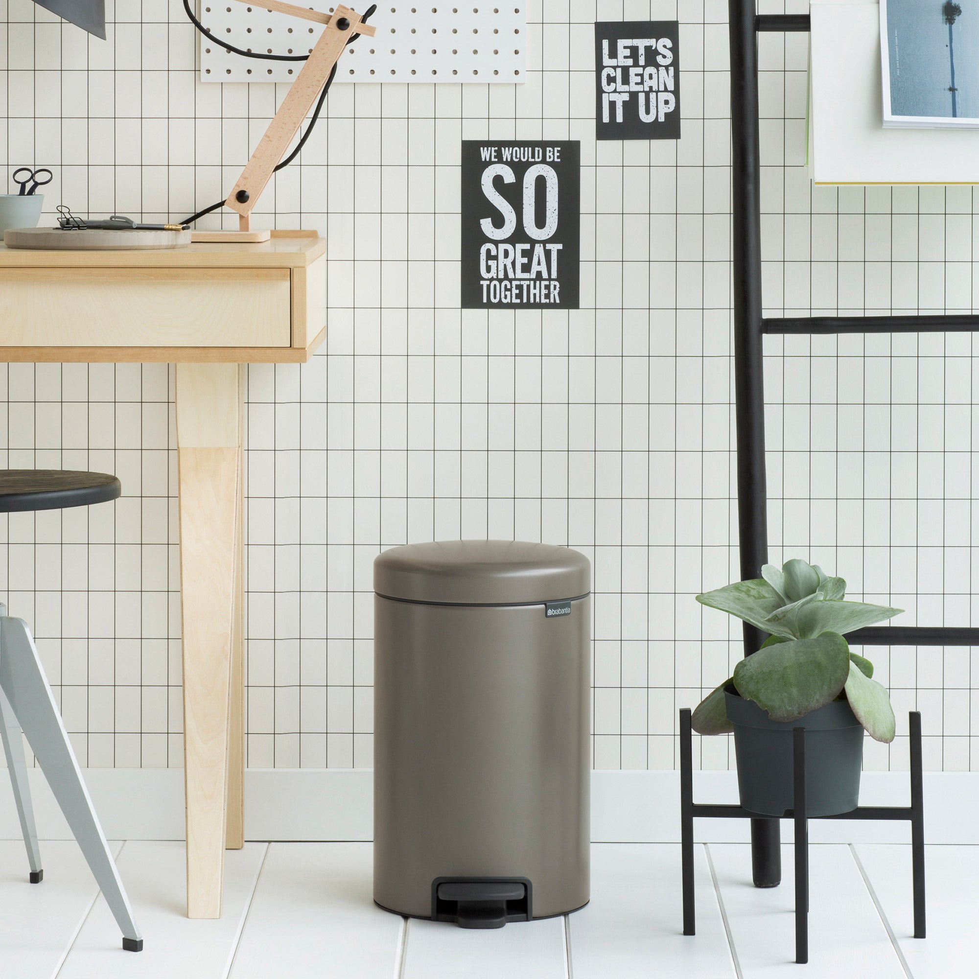 Brabantia Pedal Bin newICON 12L Platinum