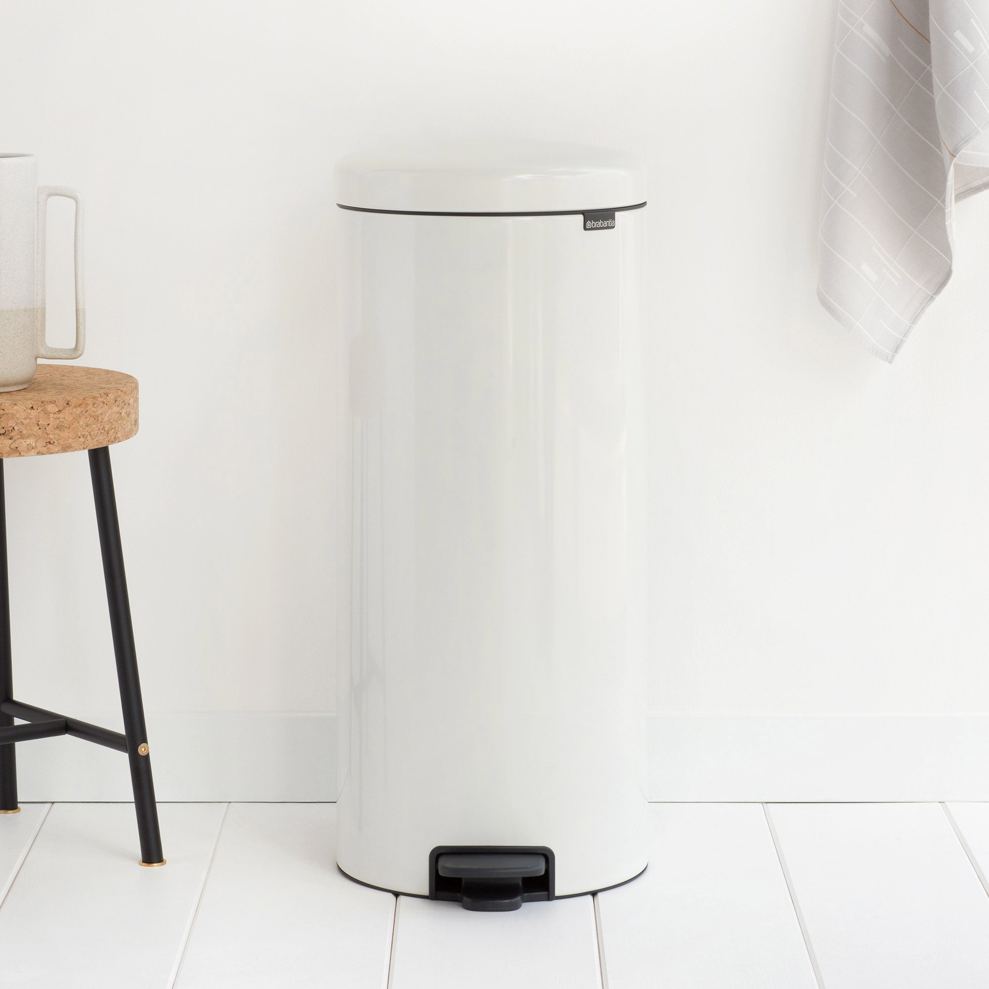 Brabantia Pedal Bin newICON 30L White