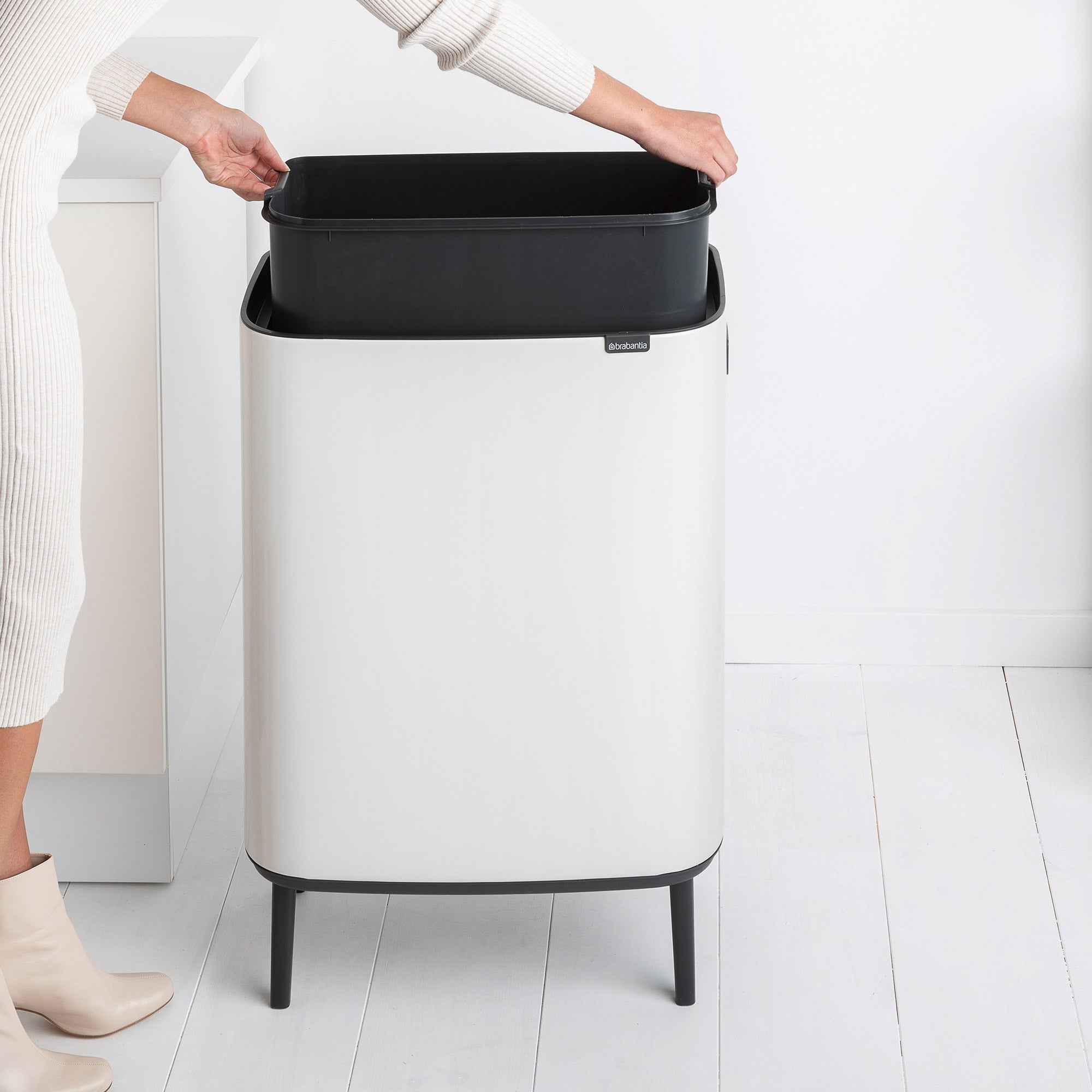 Brabantia BO Touch Bin Hi 60L White