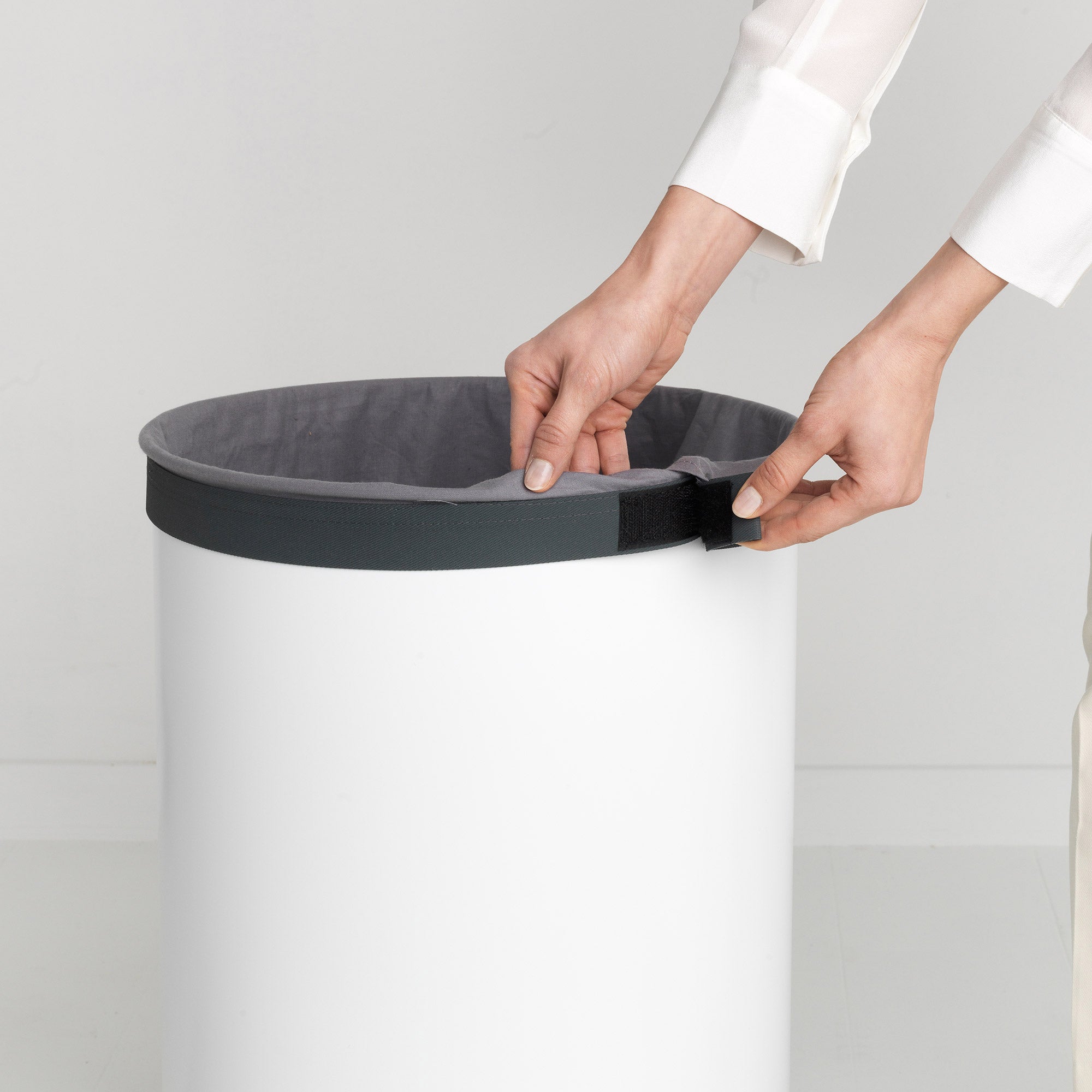 Brabantia Laundry Bin 60 Litre - White with Grey Lid