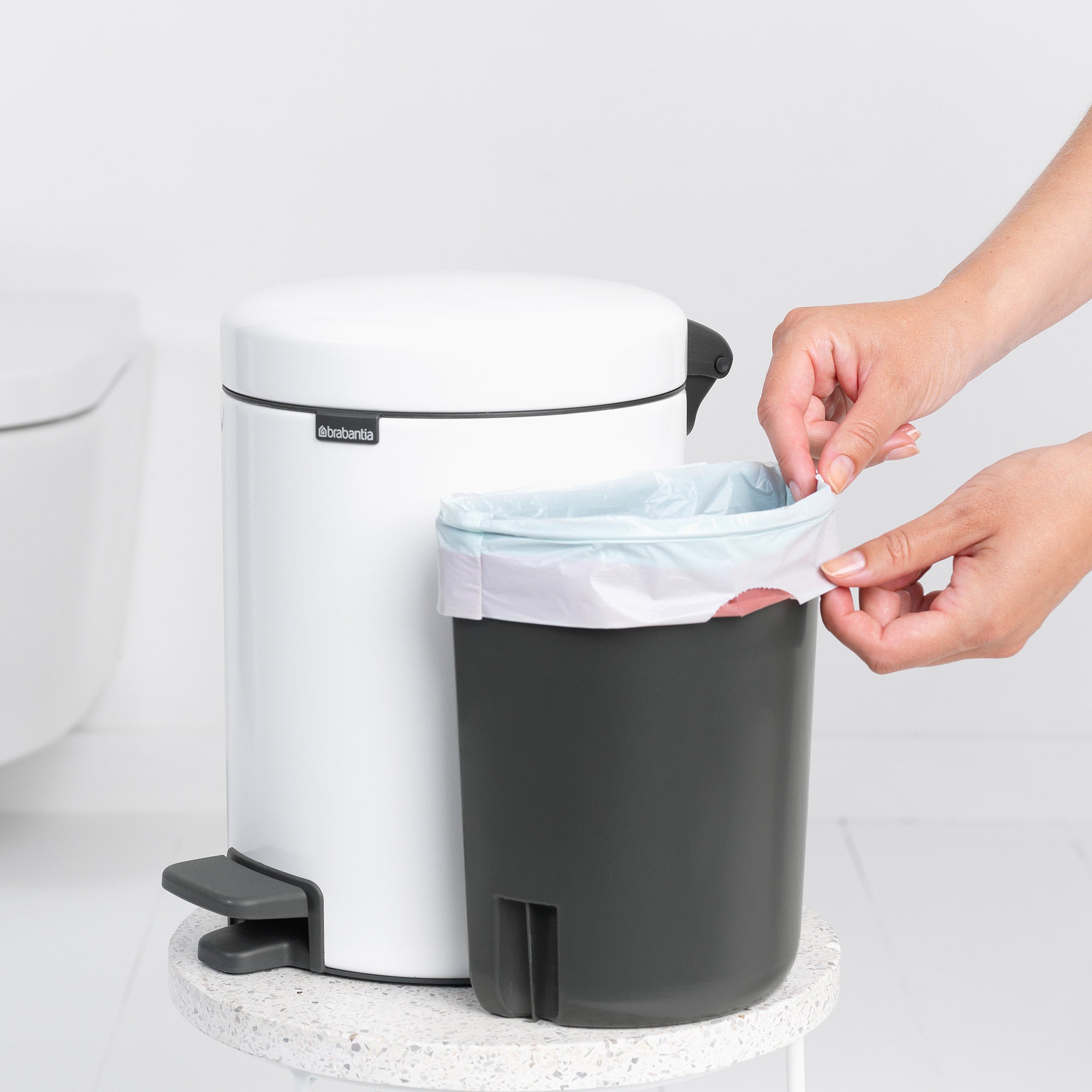 Brabantia newICON Pedal Bin, Recycle 2x2L White