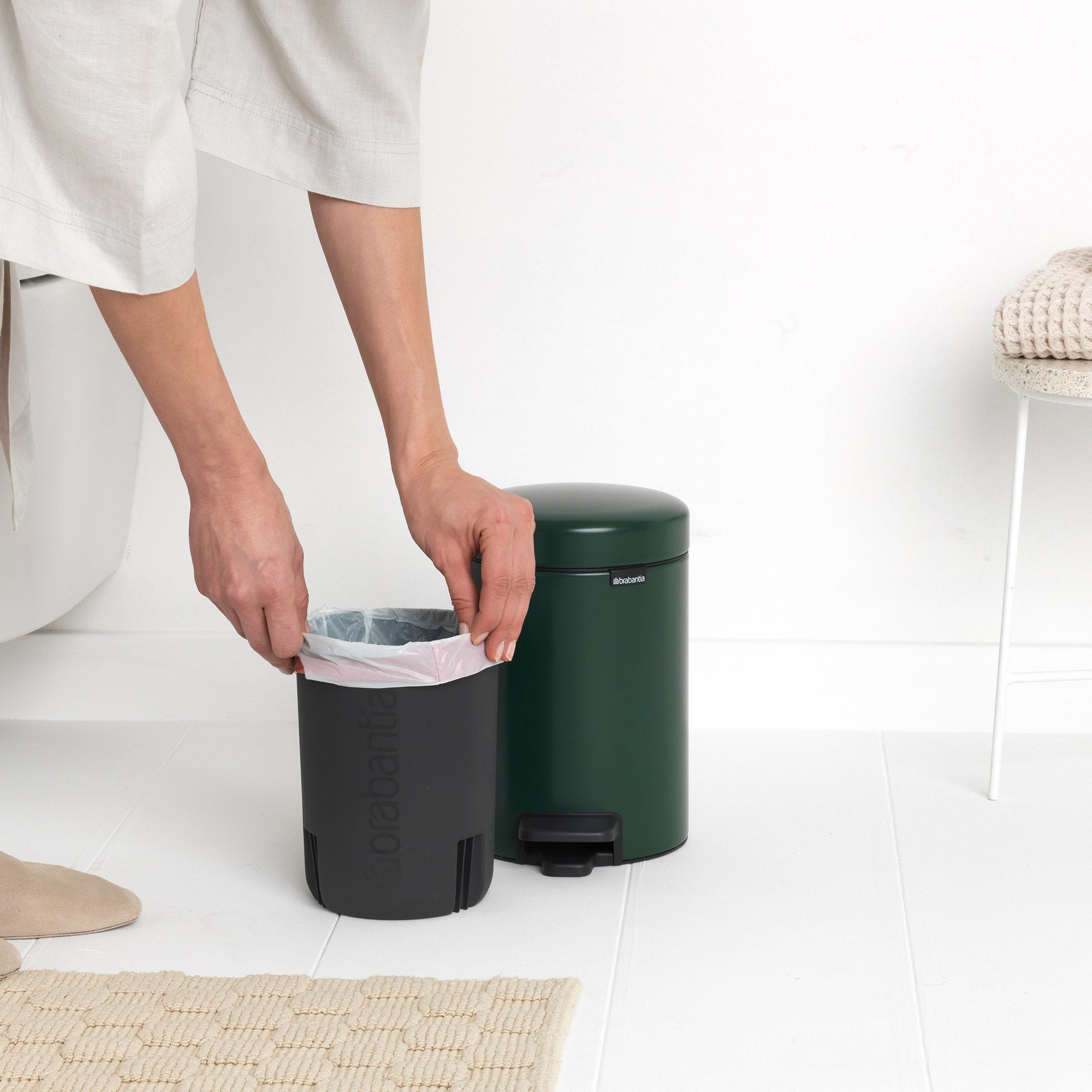 Brabantia Pedal Bin newICON 3L Pine Green
