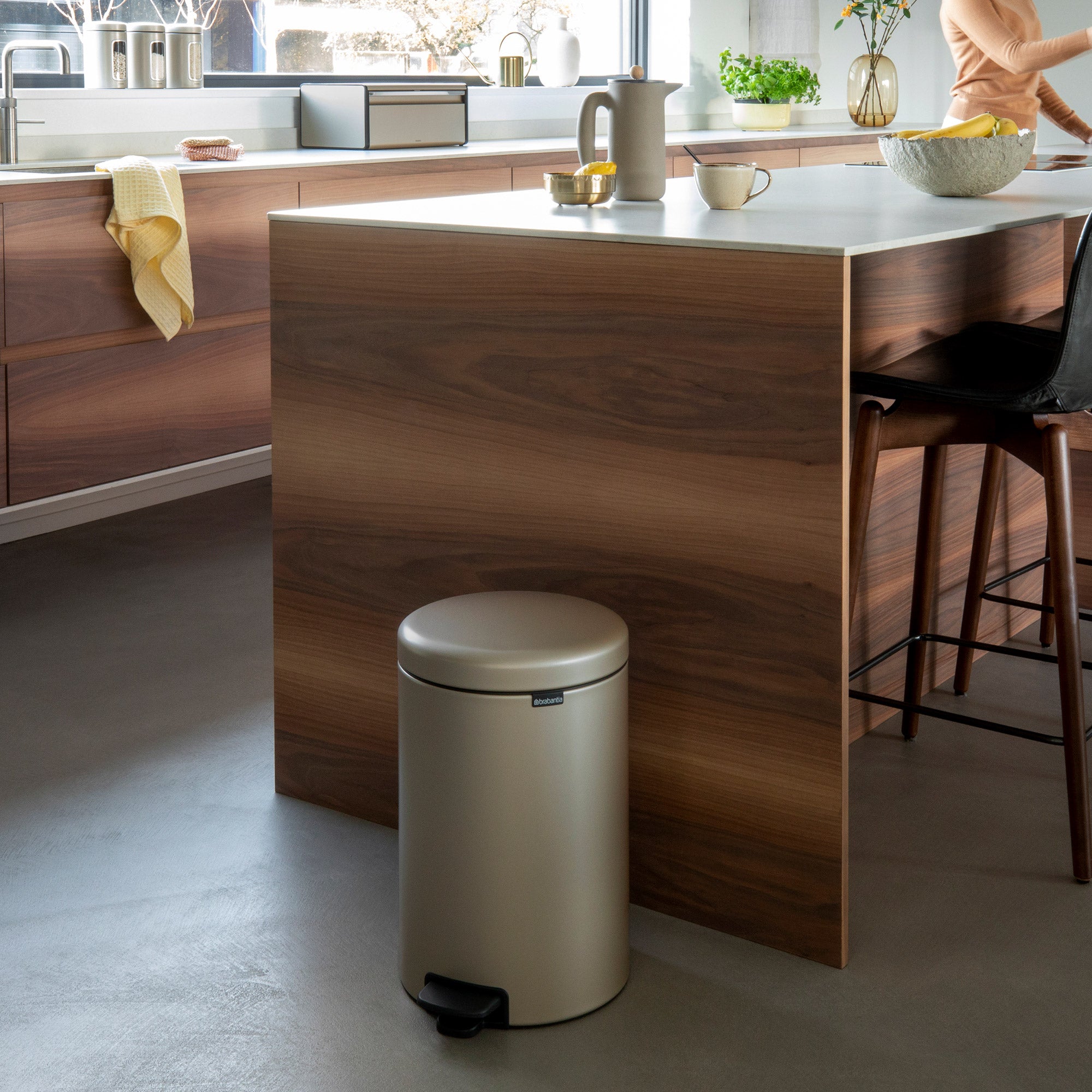 brabantia 20l pedal bin Brabantia Pedal Bin newICON 20L Metallic Gold