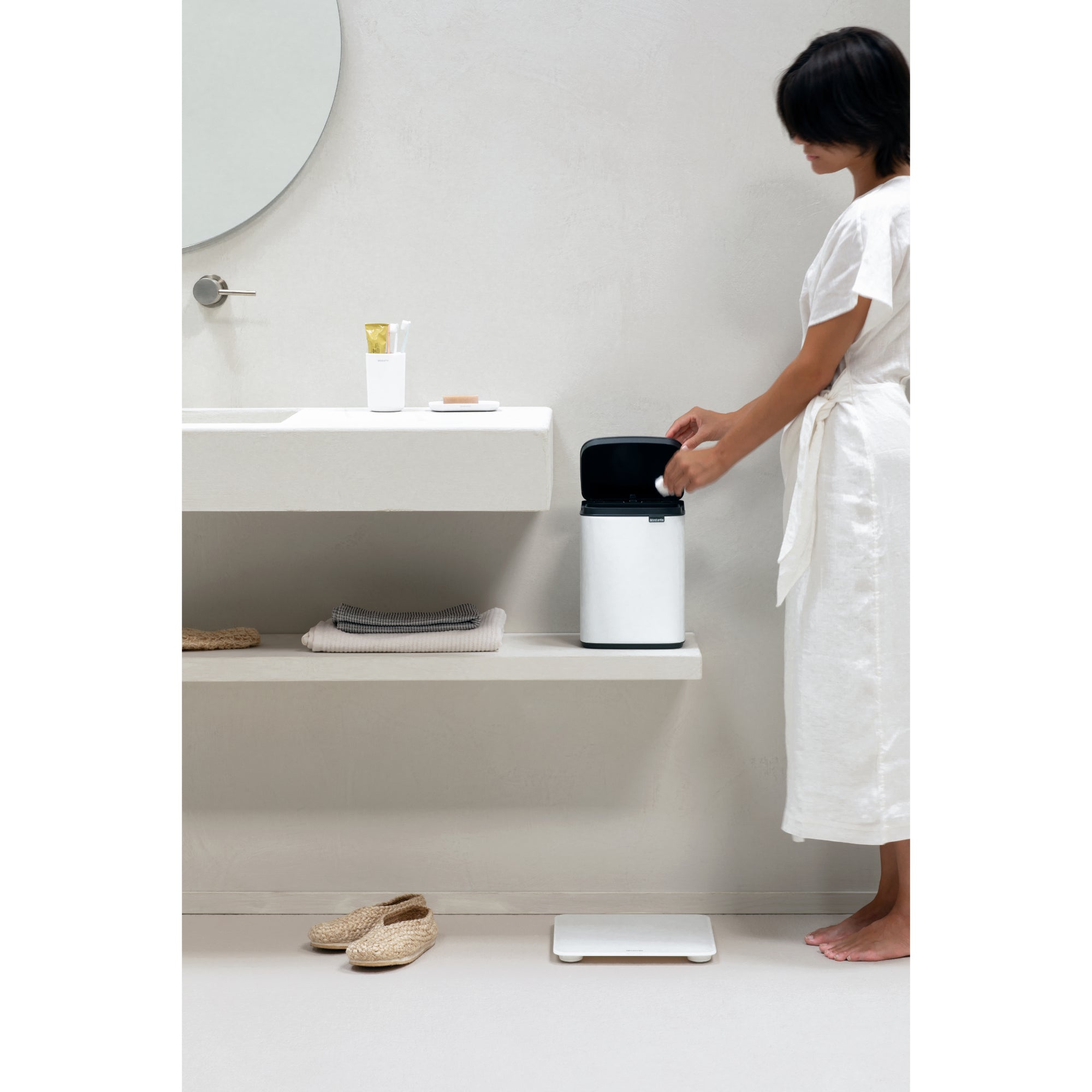 Brabantia BO Waste Bin 4L White