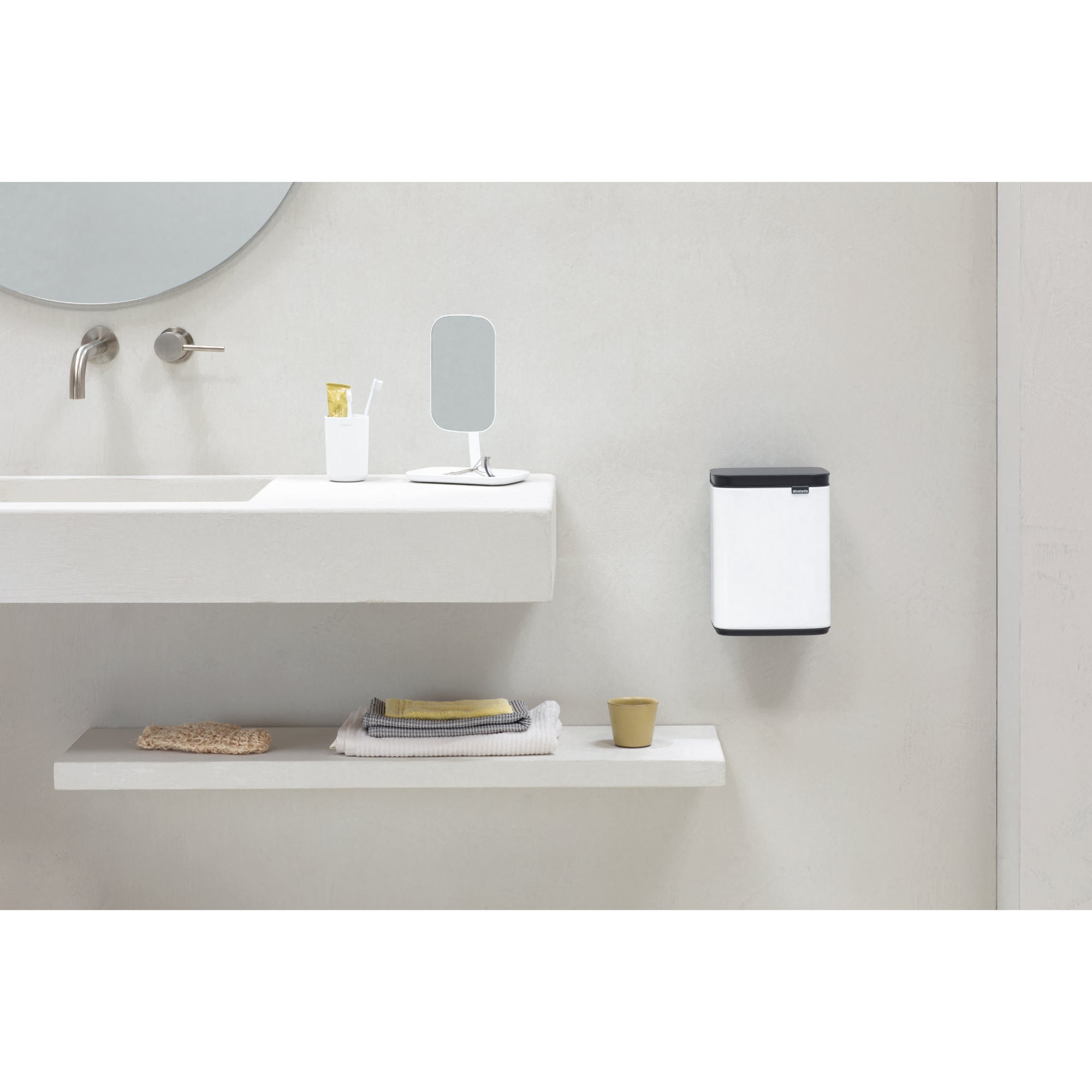 Brabantia BO Waste Bin 4L White