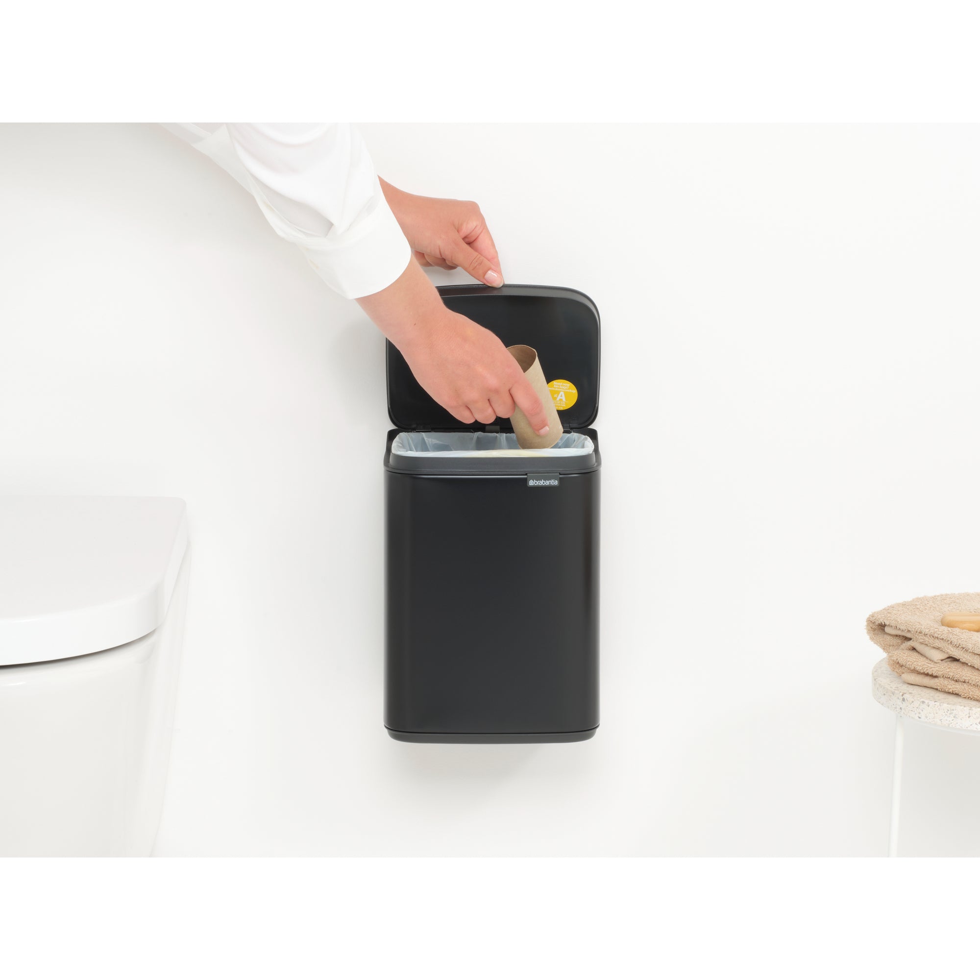 Brabantia BO Waste Bin 4L Matt Black