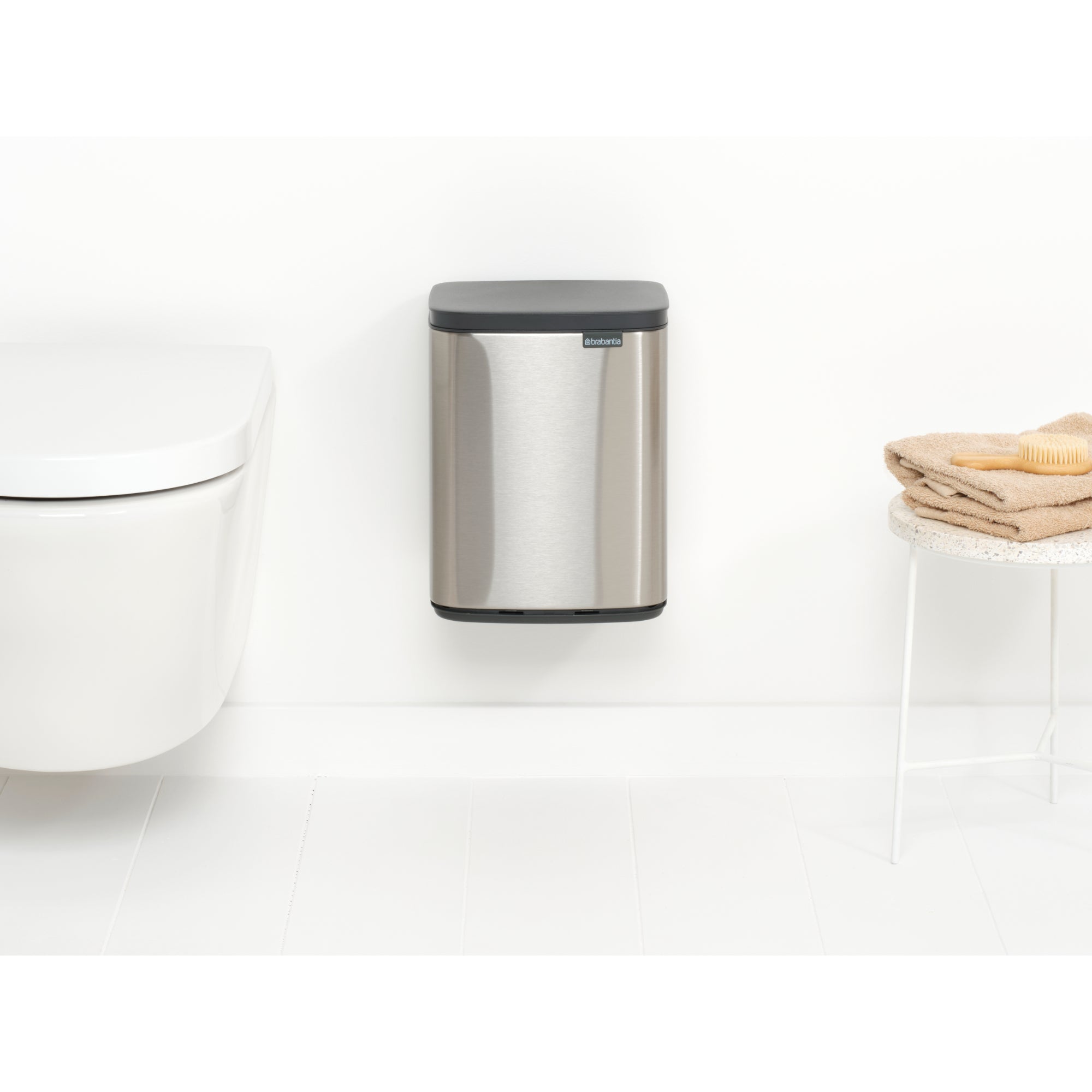 Brabantia BO Waste Bin 7L Matt Steel FPP