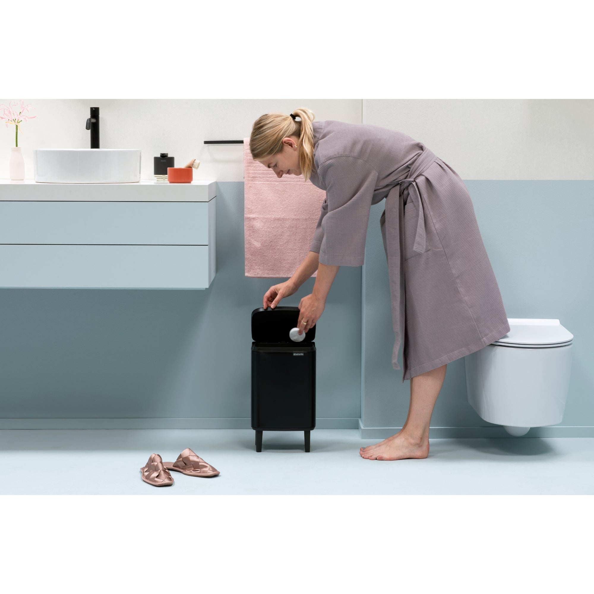 Brabantia BO Waste Bin Hi 7L Matt Black