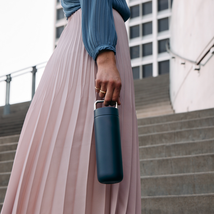 Fellow Carter Carry Water Bottle Stone Blue - 591ml/20oz