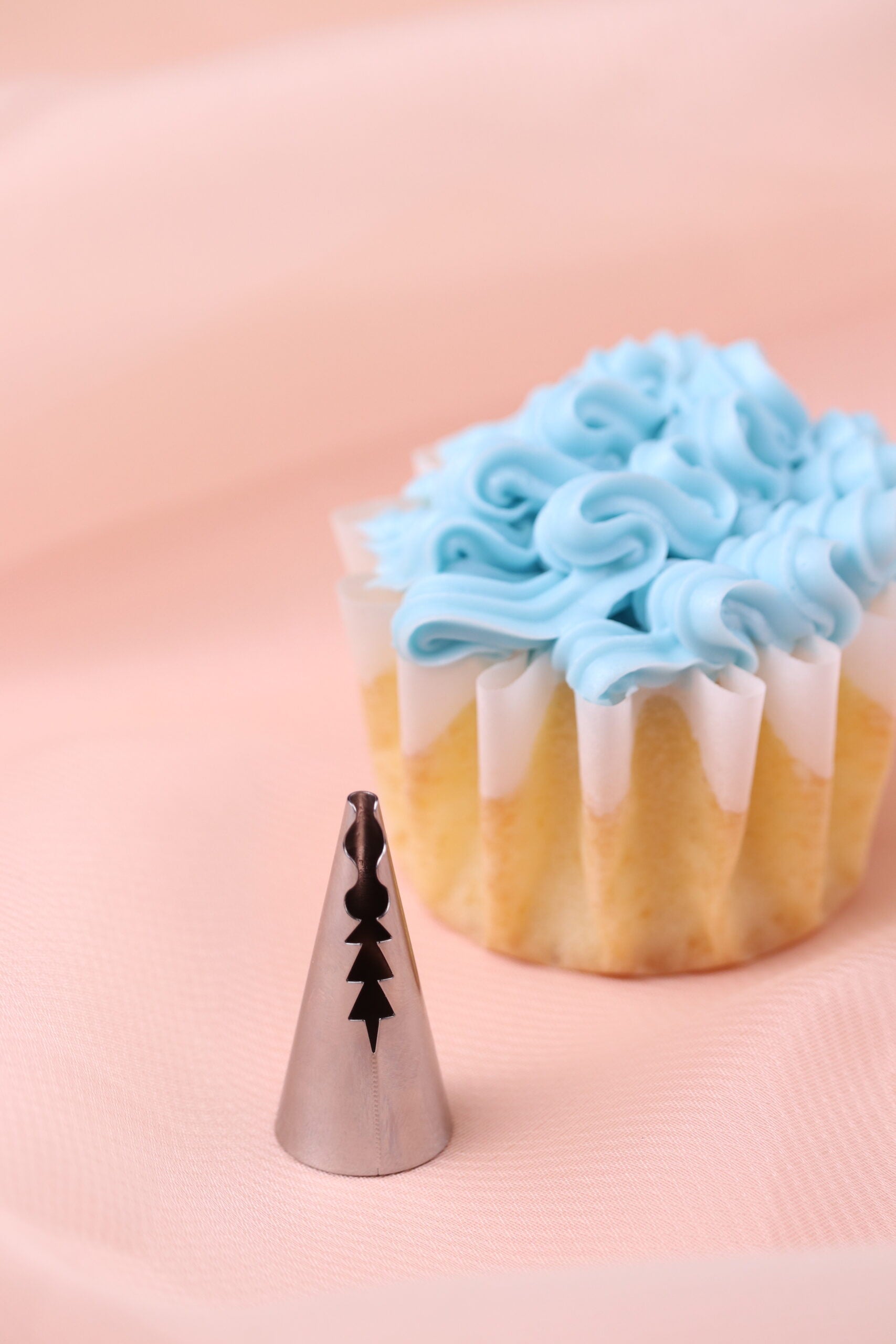 LOYAL Piping Tip No. 90 Ruffle Stainless Steel