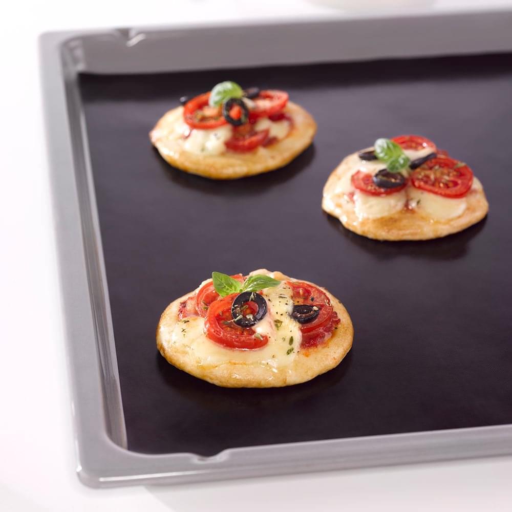 NoStik Bake Liner Black Regular