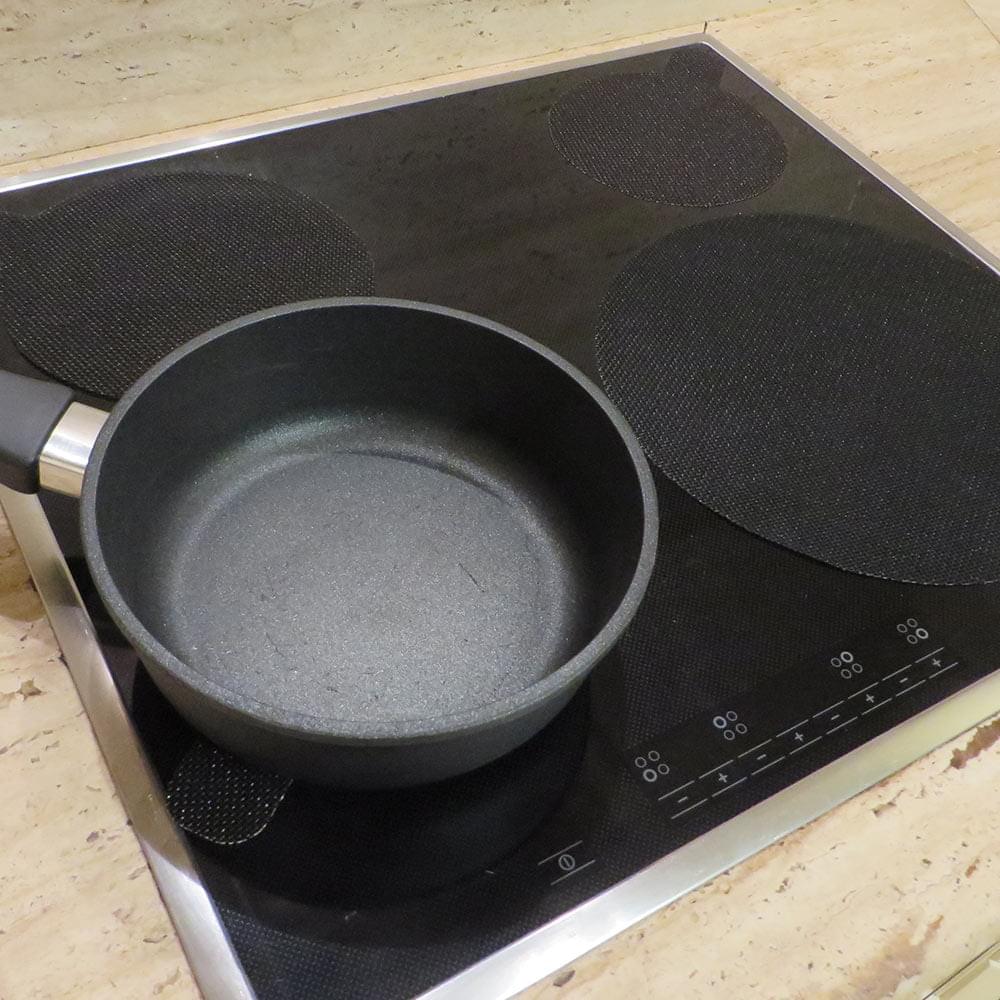 NoStik Induction Hob Protectors Set of 4