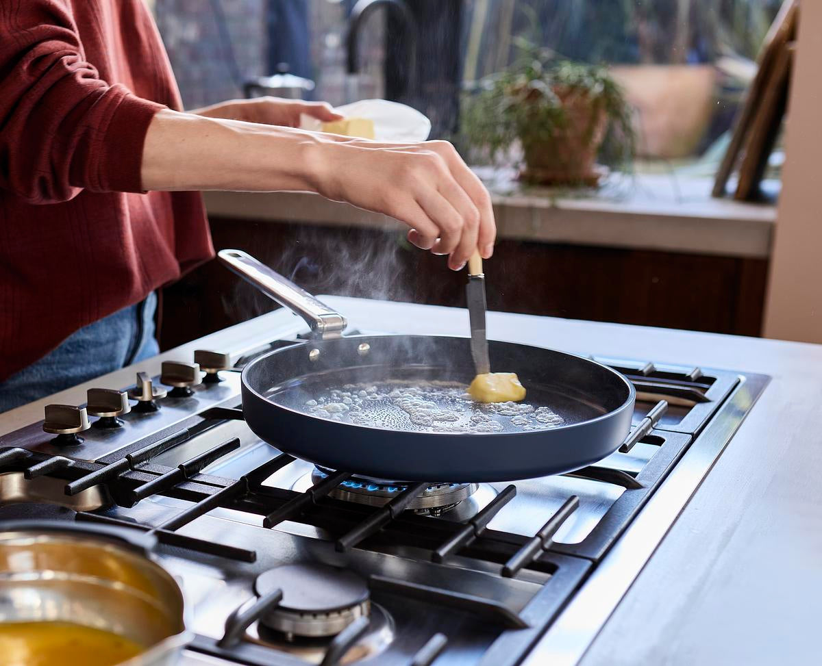 Joseph Joseph Space 30cm Non-Stick Shallow Frying Pan With Folding Handle