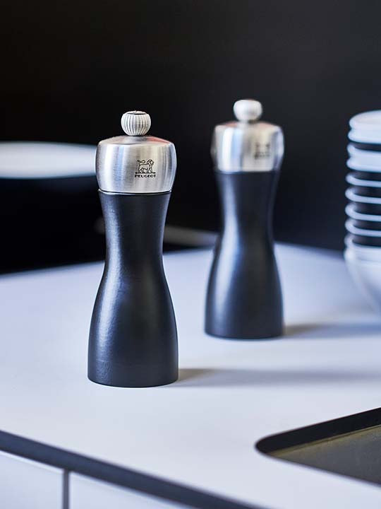 Peugeot Fidji Salt Mill - 15cm