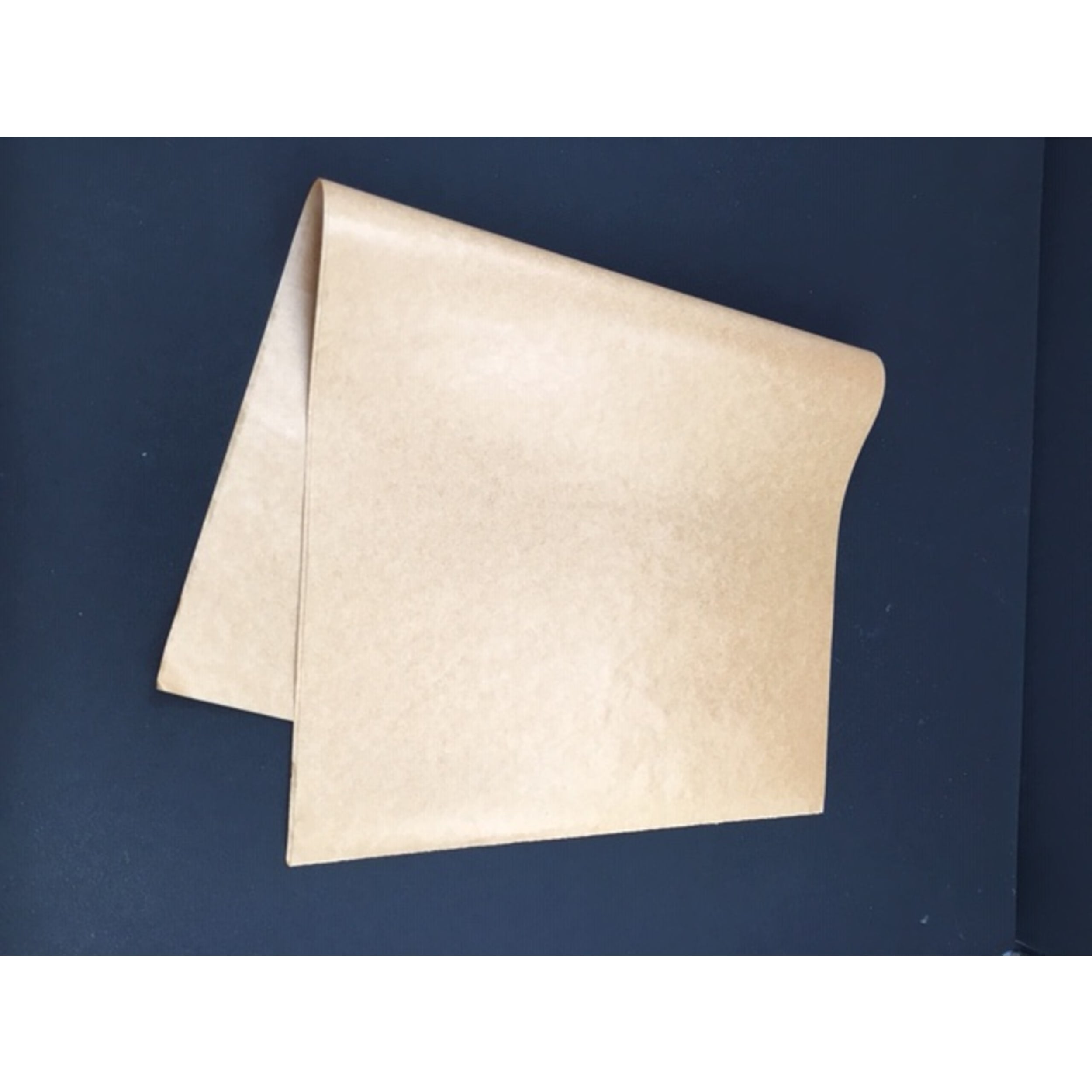 Catering Collection Greaseproof Paper Brown 28gsm1/2Cut 330x400mm Ream 800