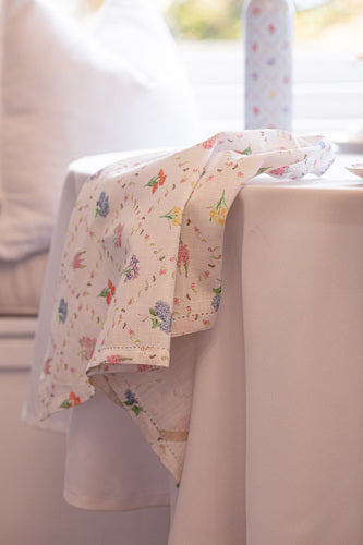 Ashdene Garden Bouquet 230x150cm Tablecloth