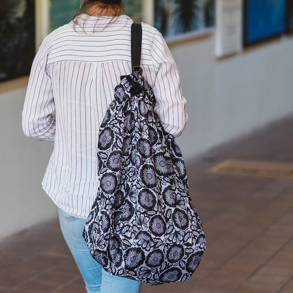 Annabel Trends Shopping Trolley Bag Leaf Black