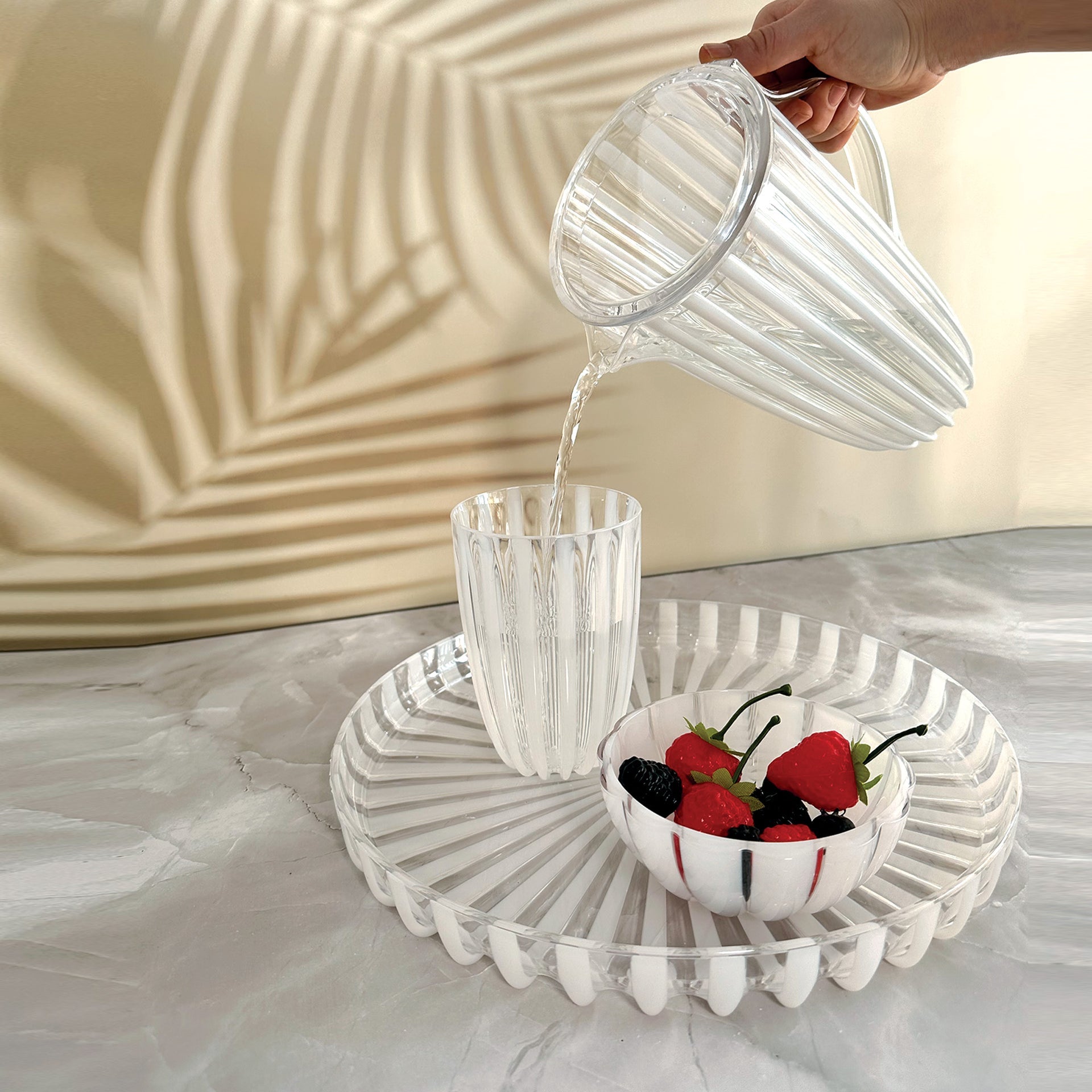 Guzzini Dolcevita Pitcher with Lid - Pearl