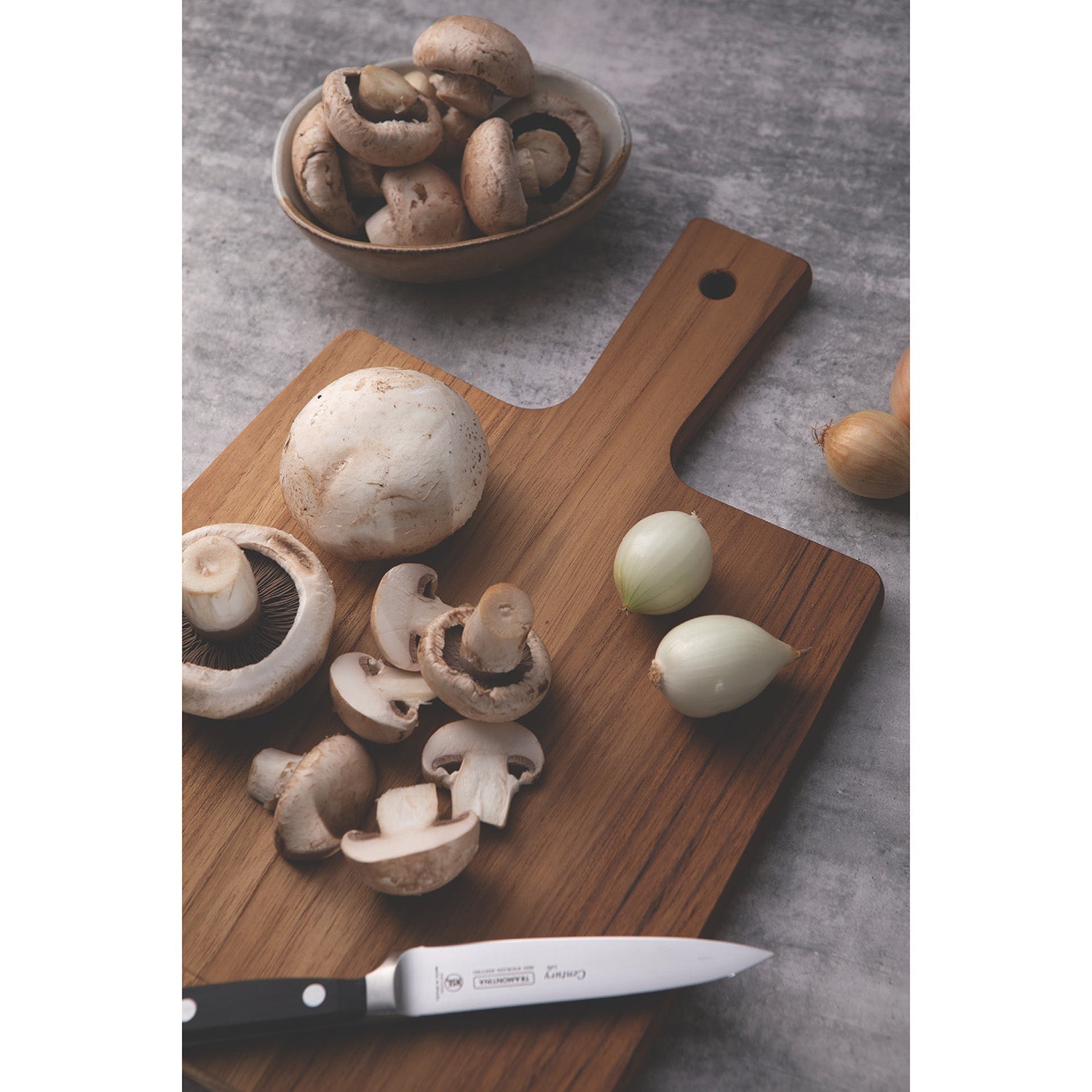 Tramontina Cutting Board Cutting Board With Handle - Teak Wood 340x230mm