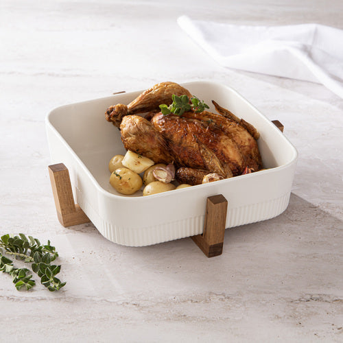 Ladelle Alto Oven To Table 27.5cm Sq Rib Dish With Trivet