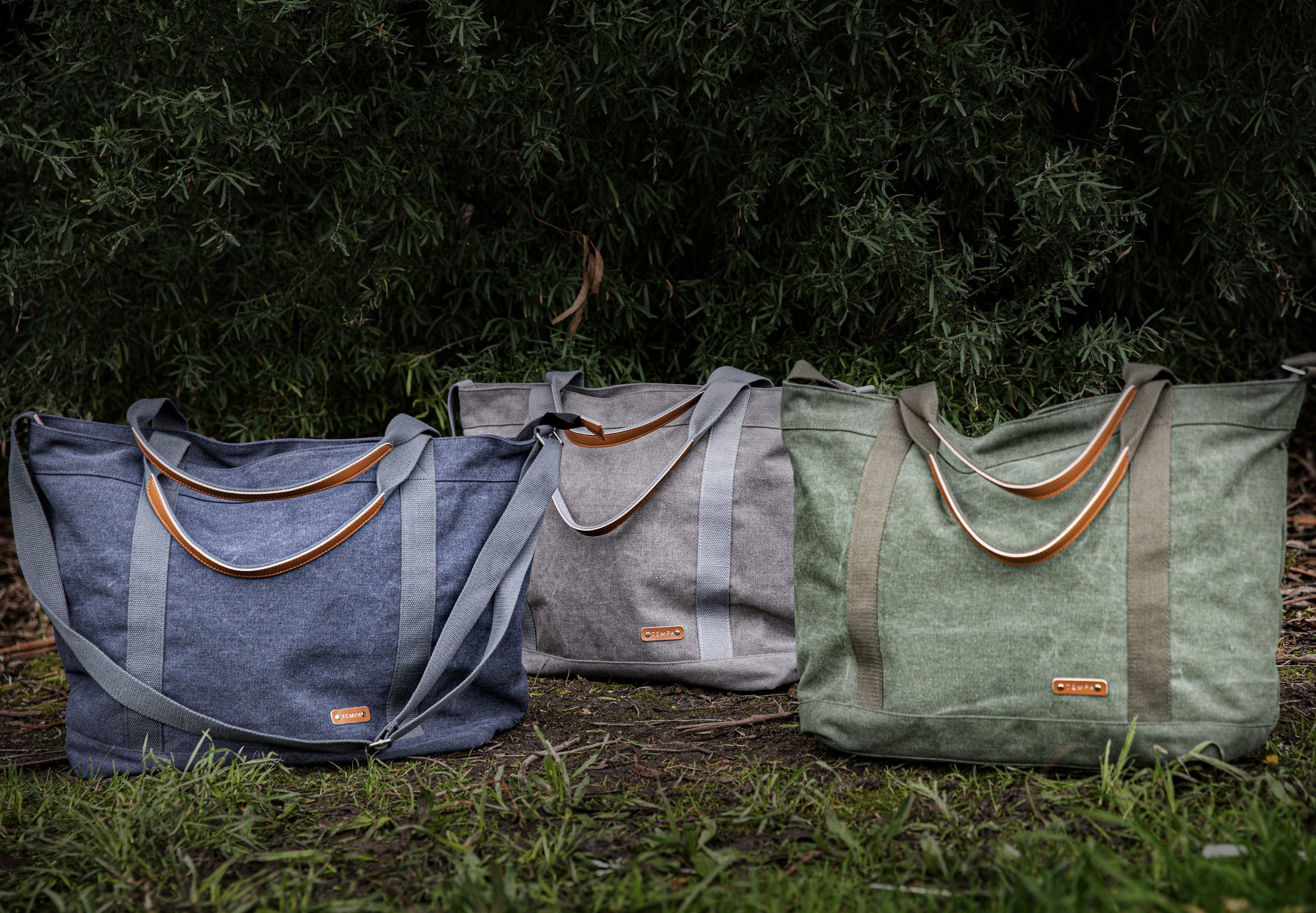 Tempa Kayce Navy Large Tote Bag
