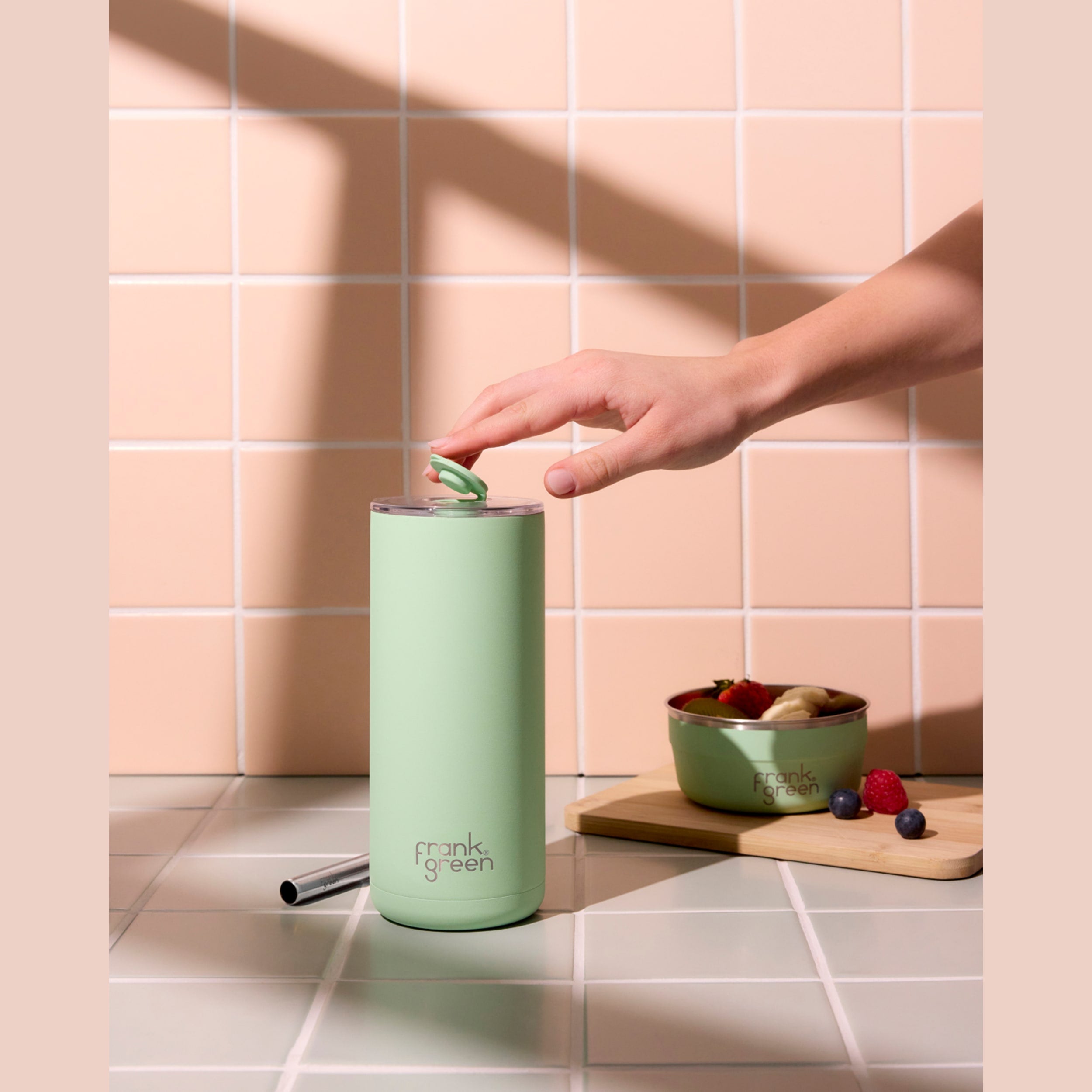 frank green Big Chill Cup with Straw - Mint Gelato