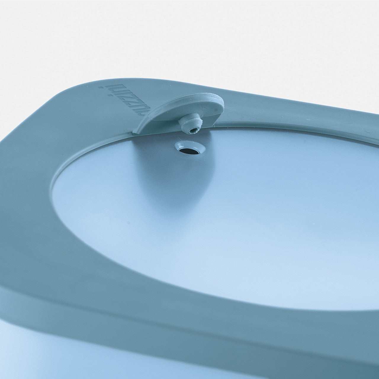 Guzzini Airtight Container 1900ml  Matt Blue