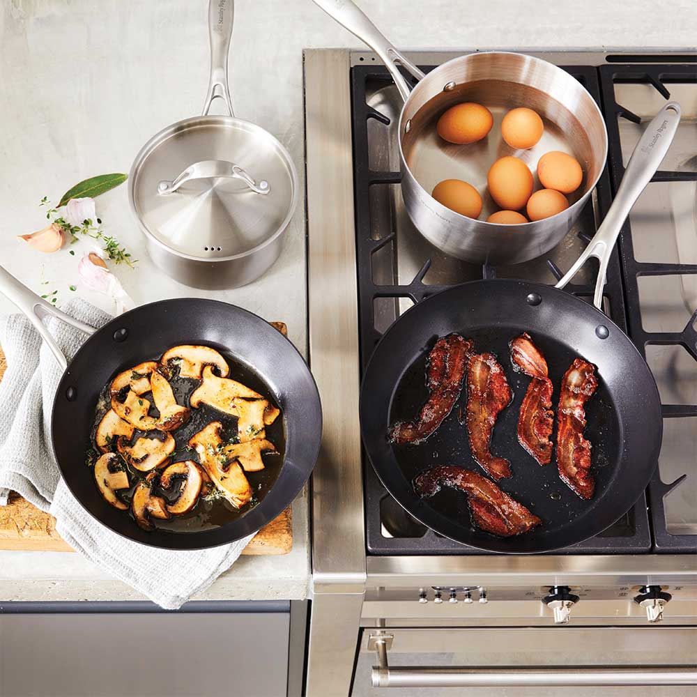 Stanley Rogers Conical Tri-Ply Casserole 24cm