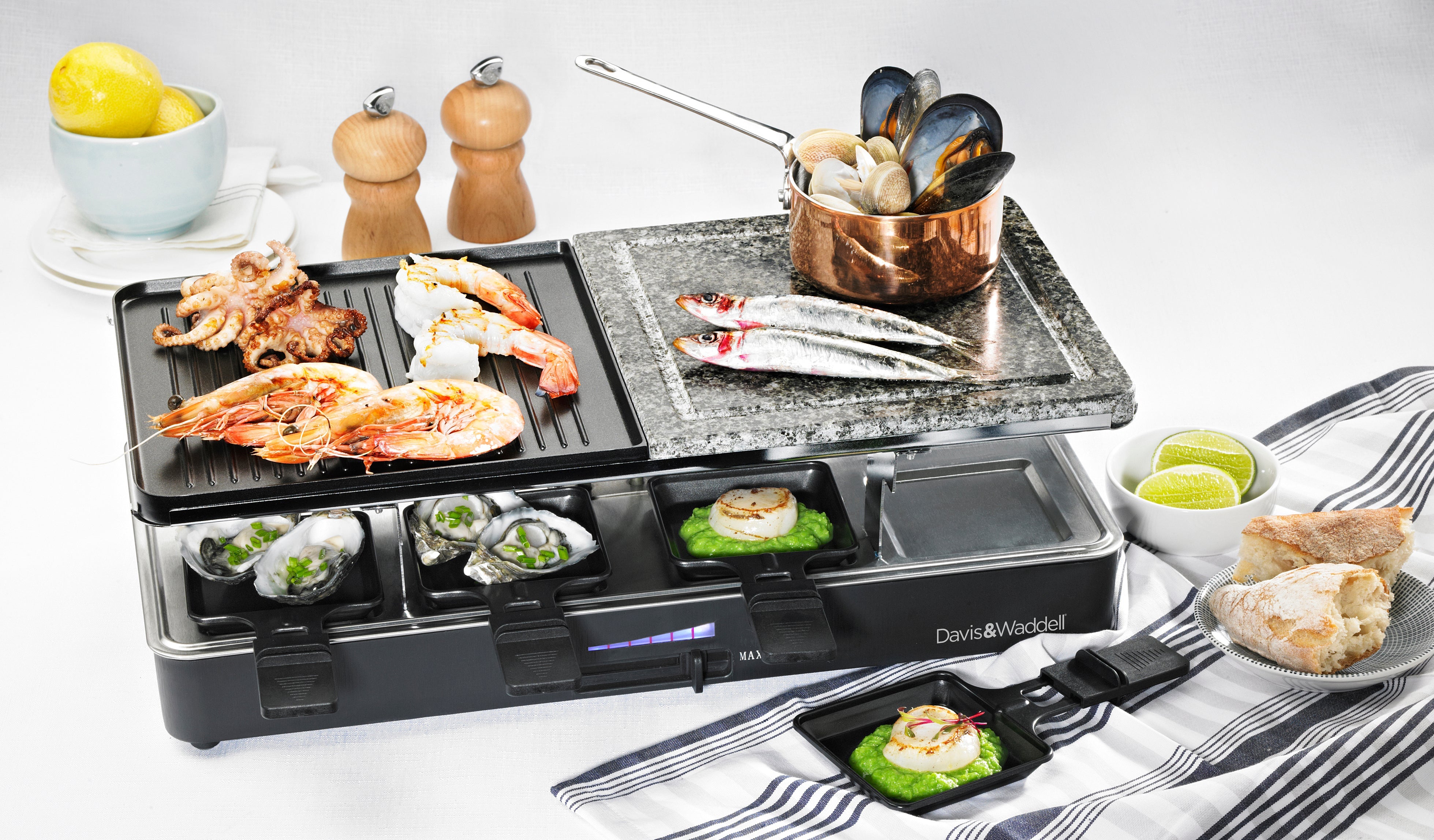 Davis & Waddell 8 Person Electric Party Grill Black