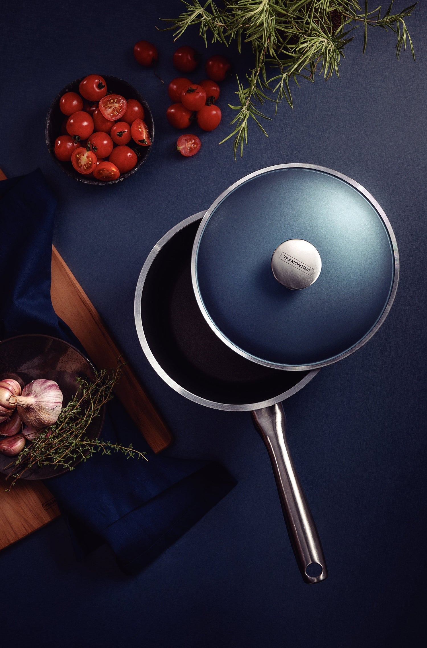 Tramontina Lyon Non-Stick Saucepan – 20cm / 2.8L – Elemental Blue