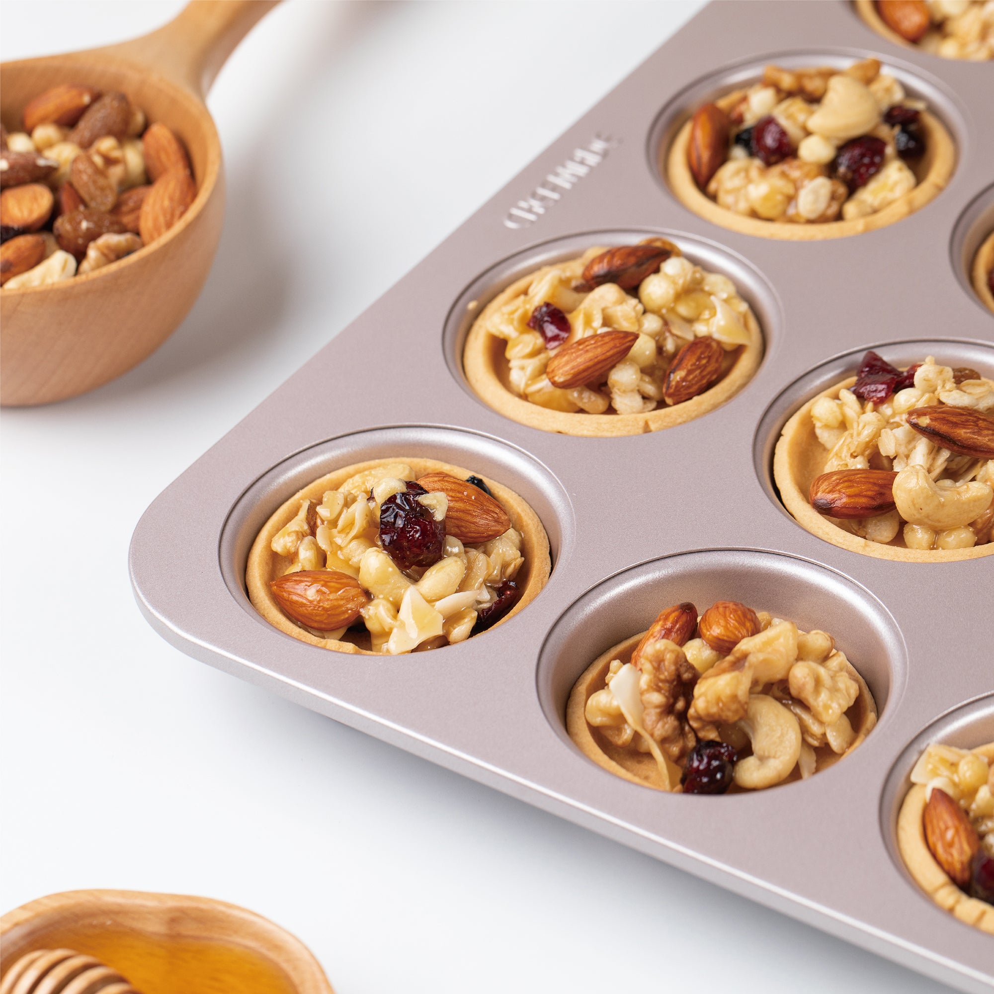 CHEFMADE Muffin Pan 12 Cup (WK9067)