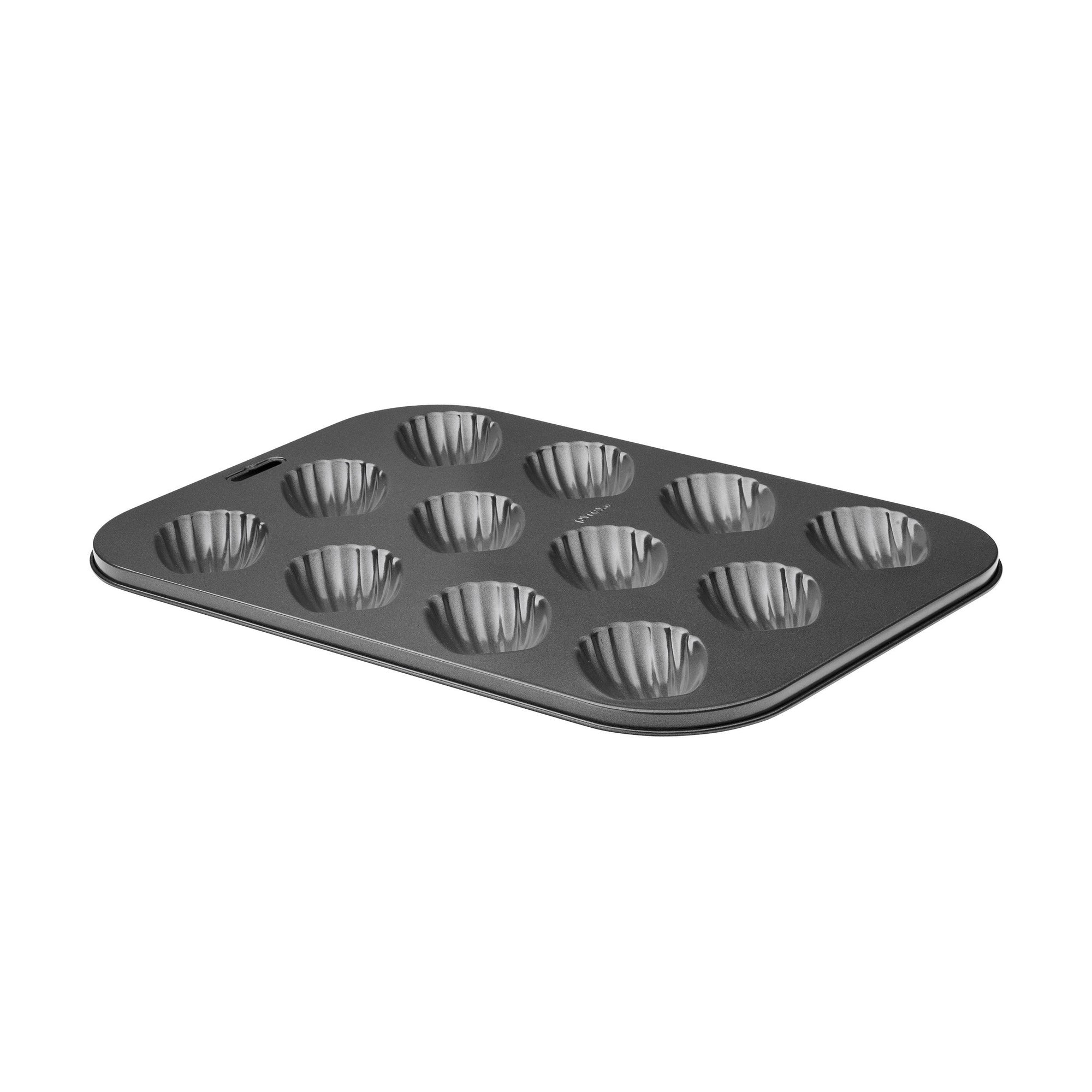 Pyrex Platinum 12 Cup Madeleine Pan