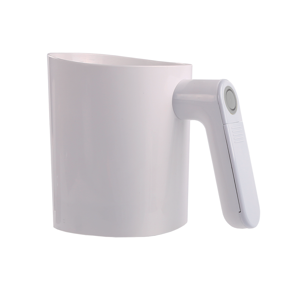 Appetito Battery Operated 4 Cup Flour Sifter - White