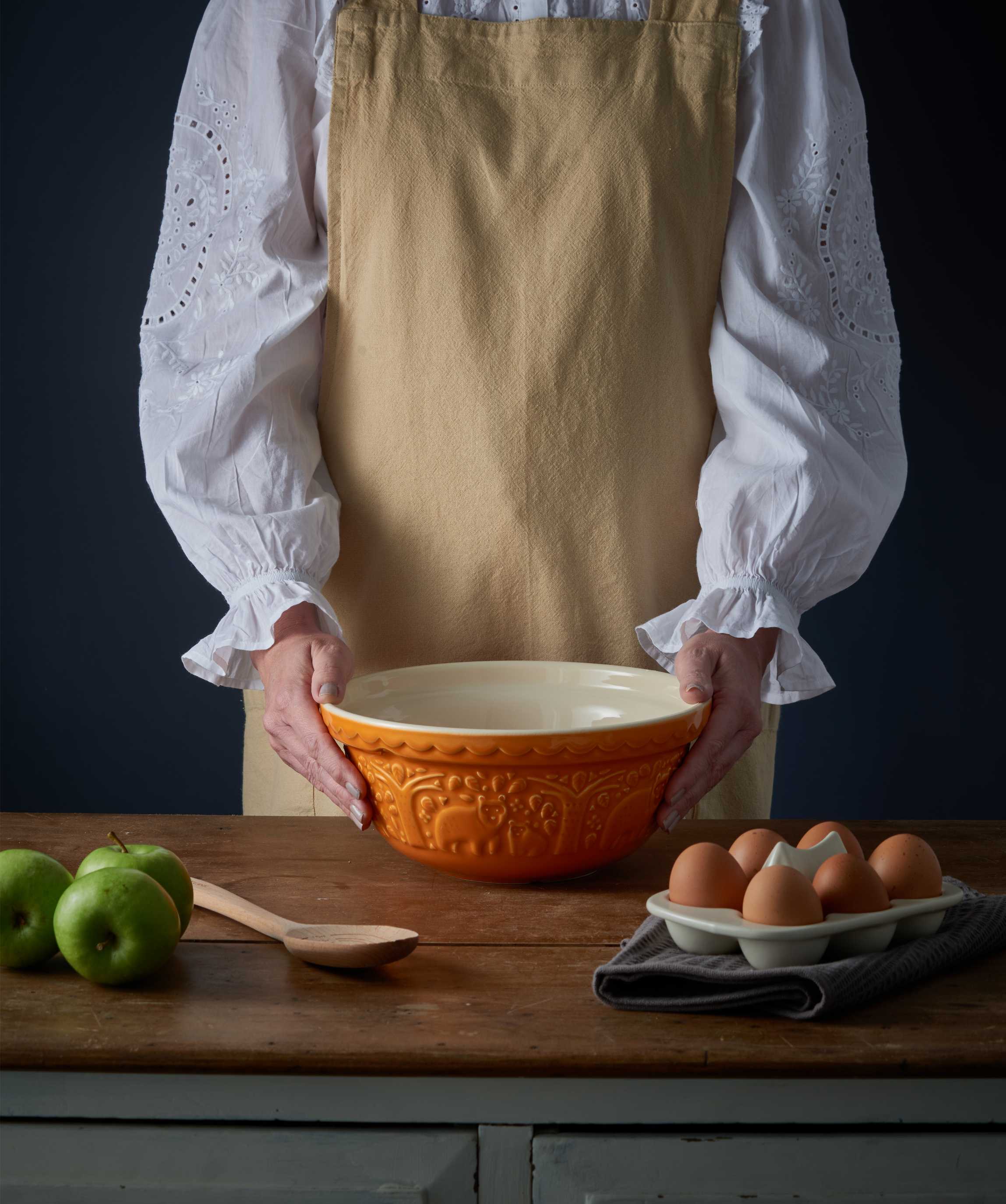 Mason Cash In The Forest Bear Ochre Mixing Bowl, 24cm/ 2 Litre