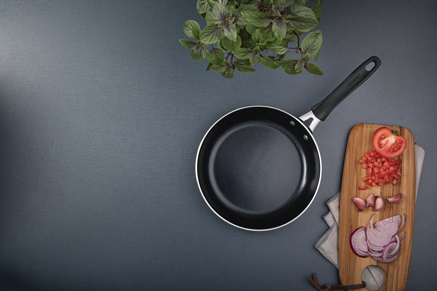 Tramontina Tunis Ceramic Frying Pan - 24cm - 1.6L