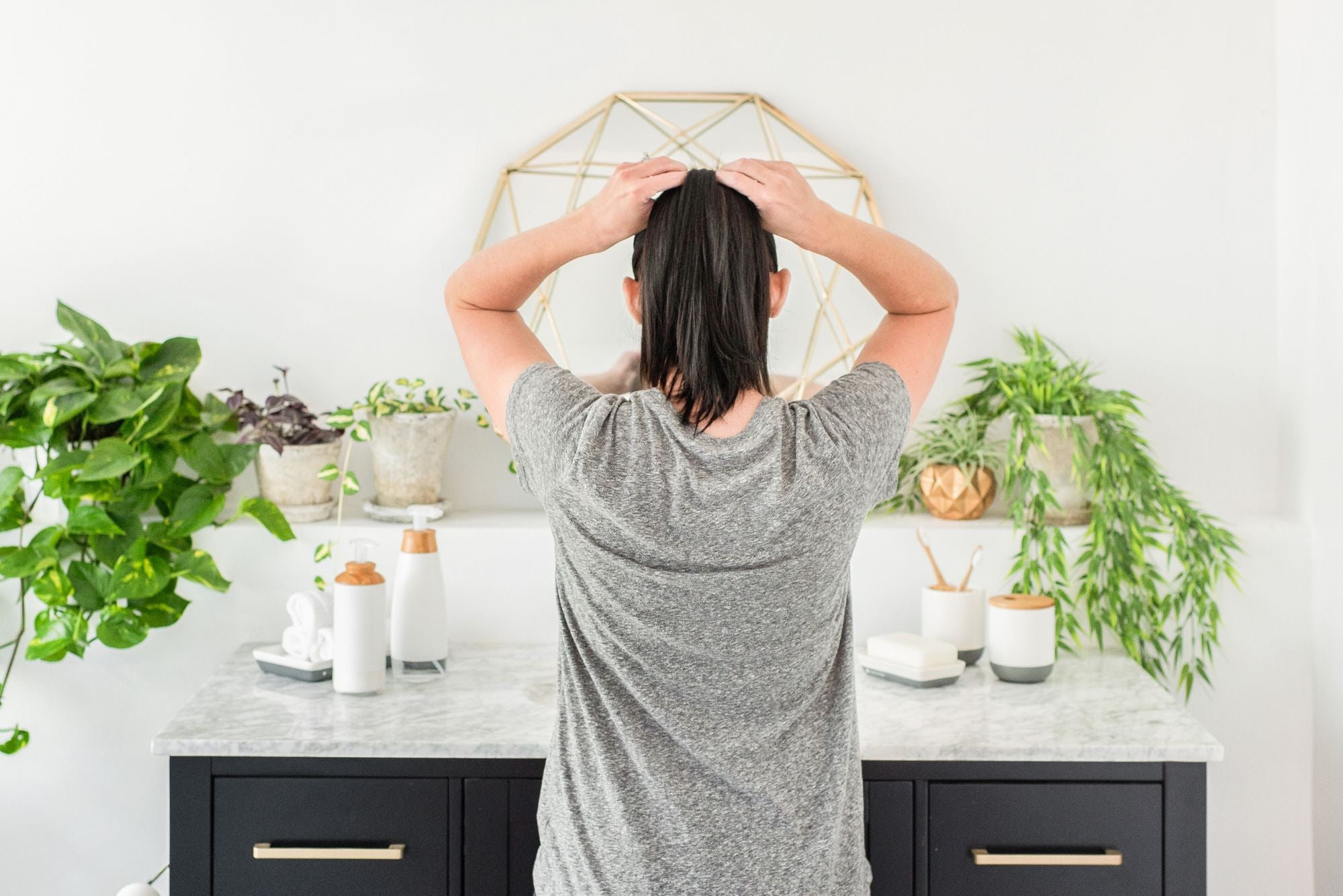 Full Circle Keep Tray Love Organiser - White