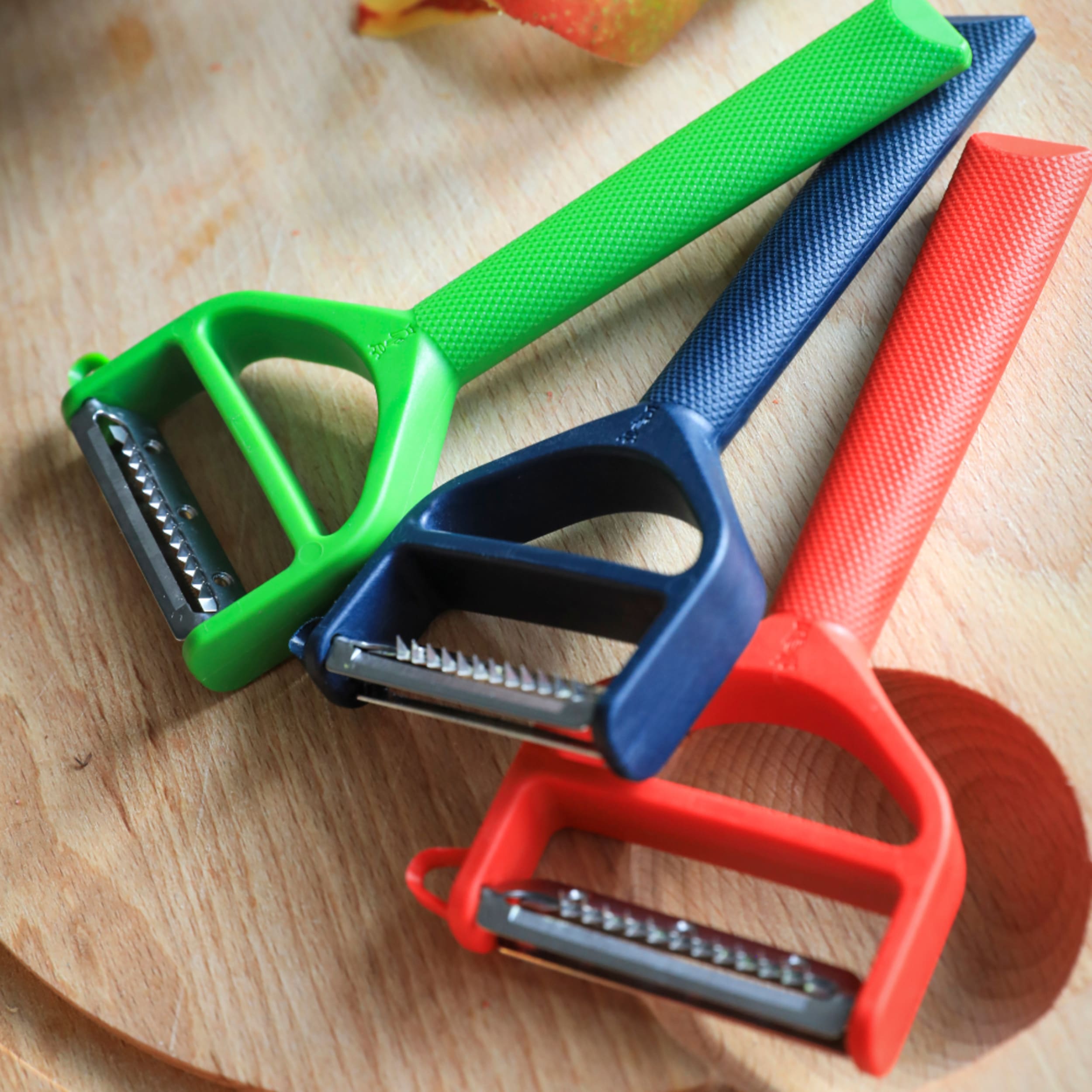 Opinel T-Duo Polymer Peeler Red