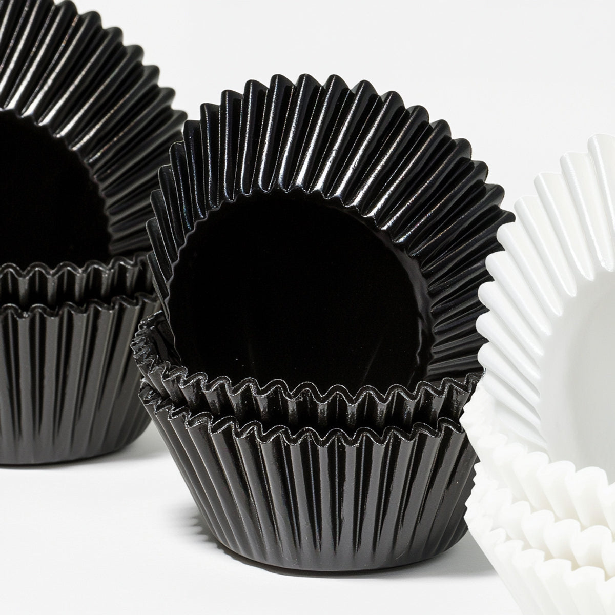 Papyrus Standard Foil Baking Cups Base Black 50mm 50 Pack