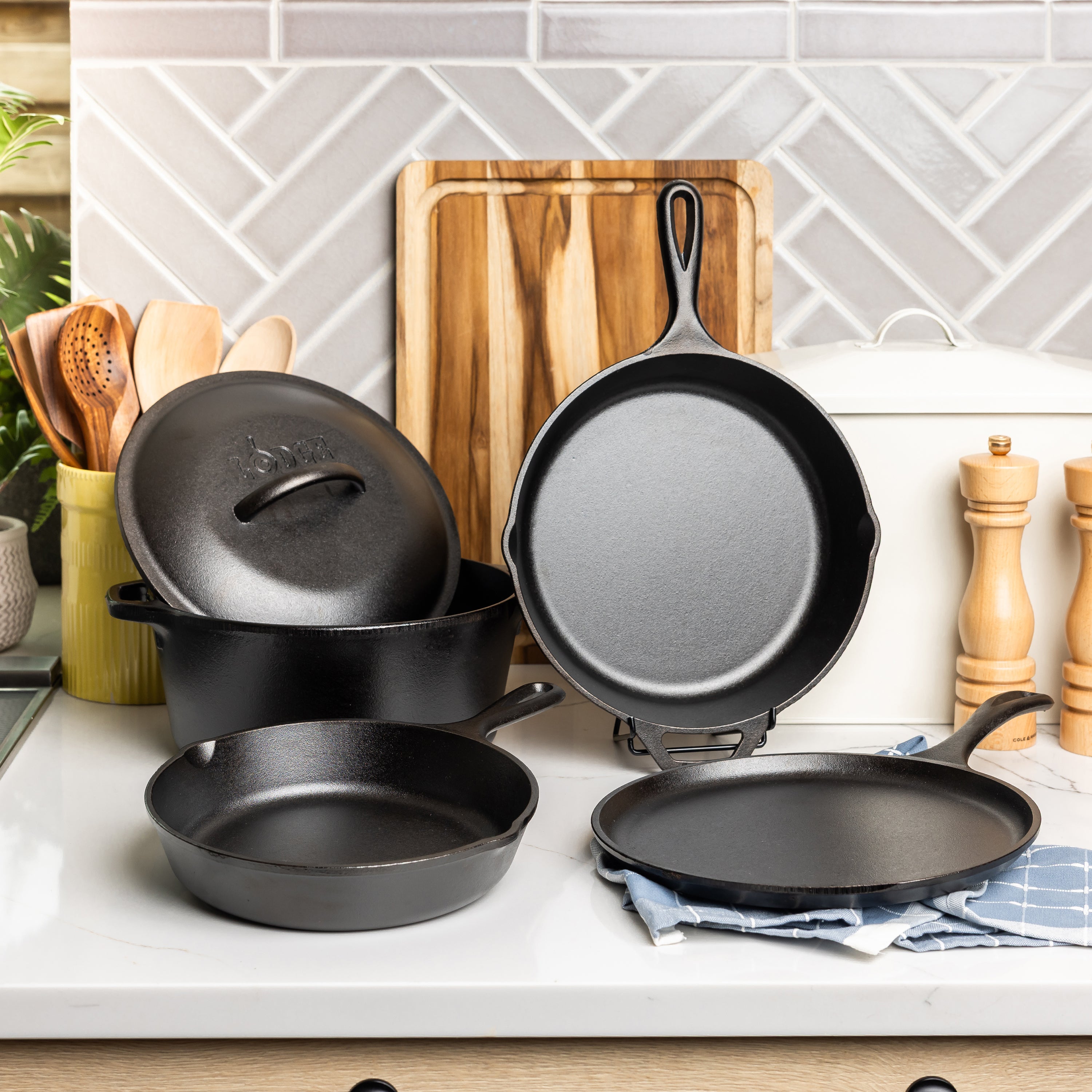 Lodge Cast Iron 5 Piece Cookware Set