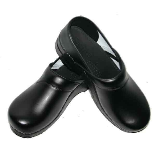 Sanita San Flex Closed Back Clog – Black, EU 38