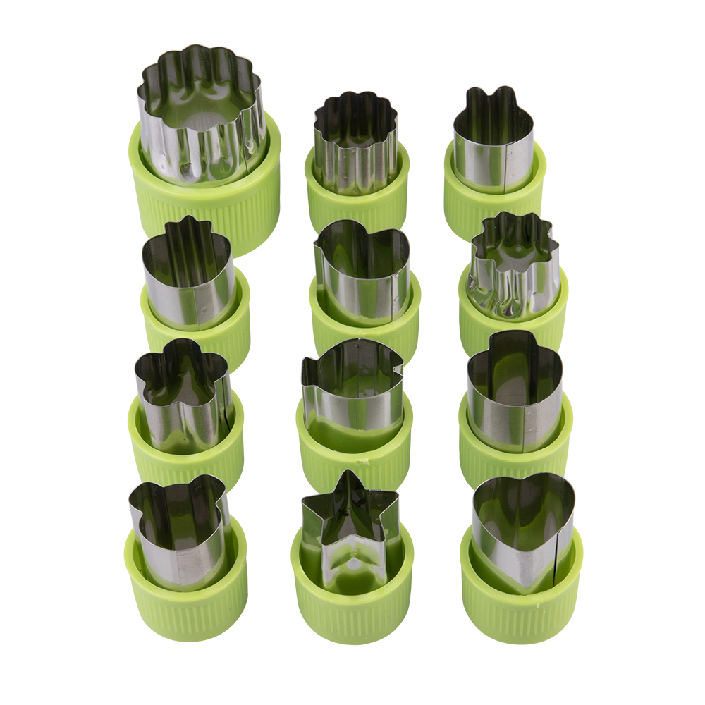 Appetito Fruit & Vegetable Cutters Set 12 Assorted Shapes