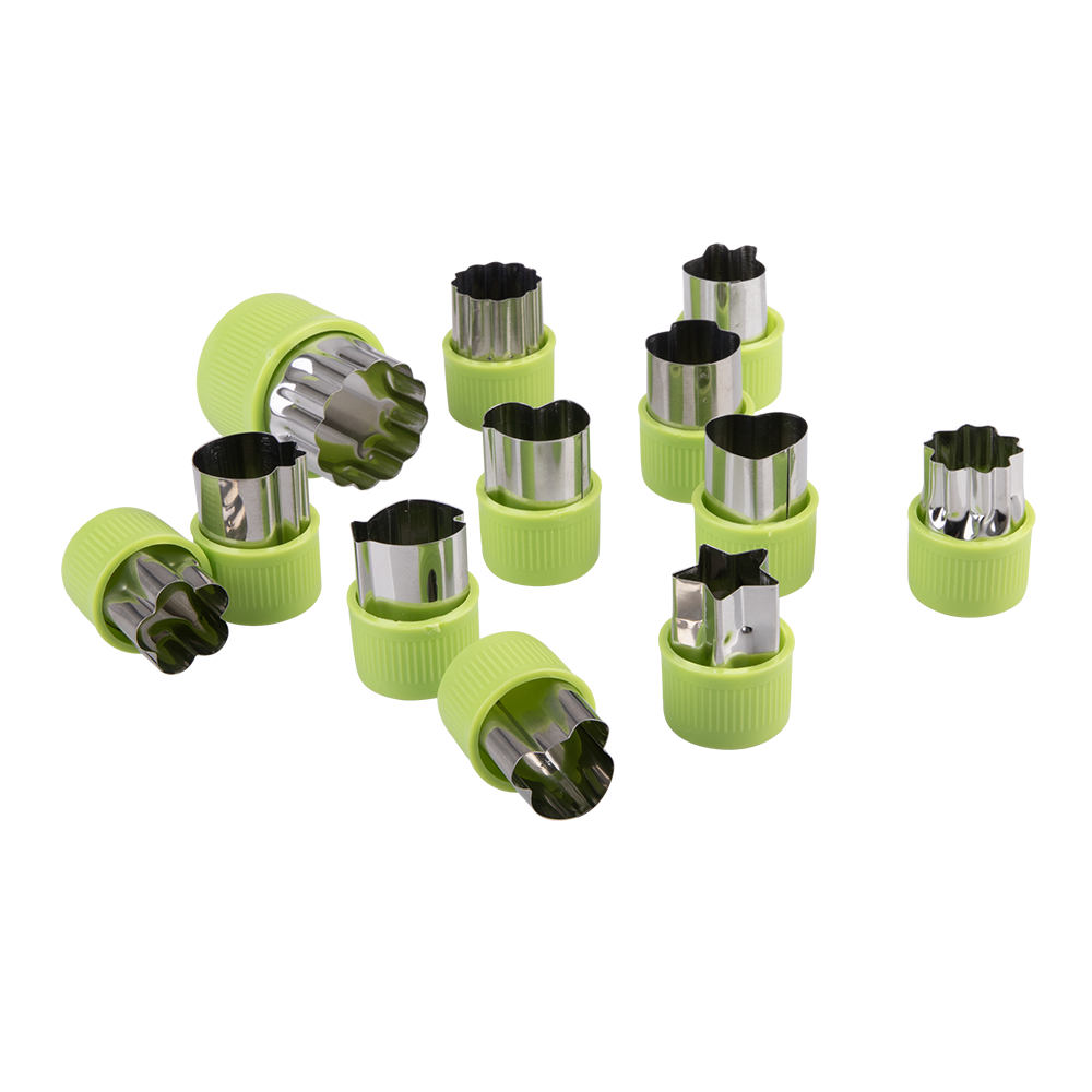 Appetito Fruit & Vegetable Cutters Set 12 Assorted Shapes