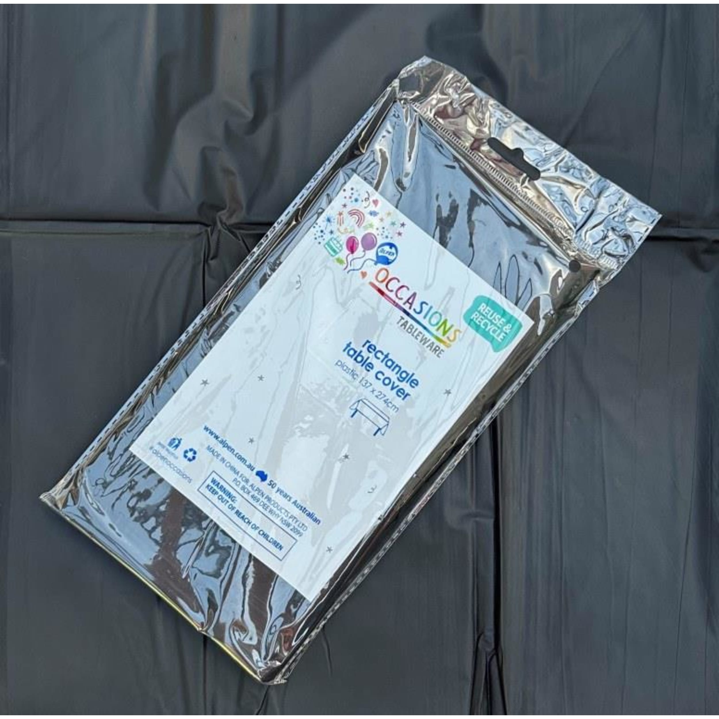 TableWow! Black Compact Rectangle Tablecover 137x274cm