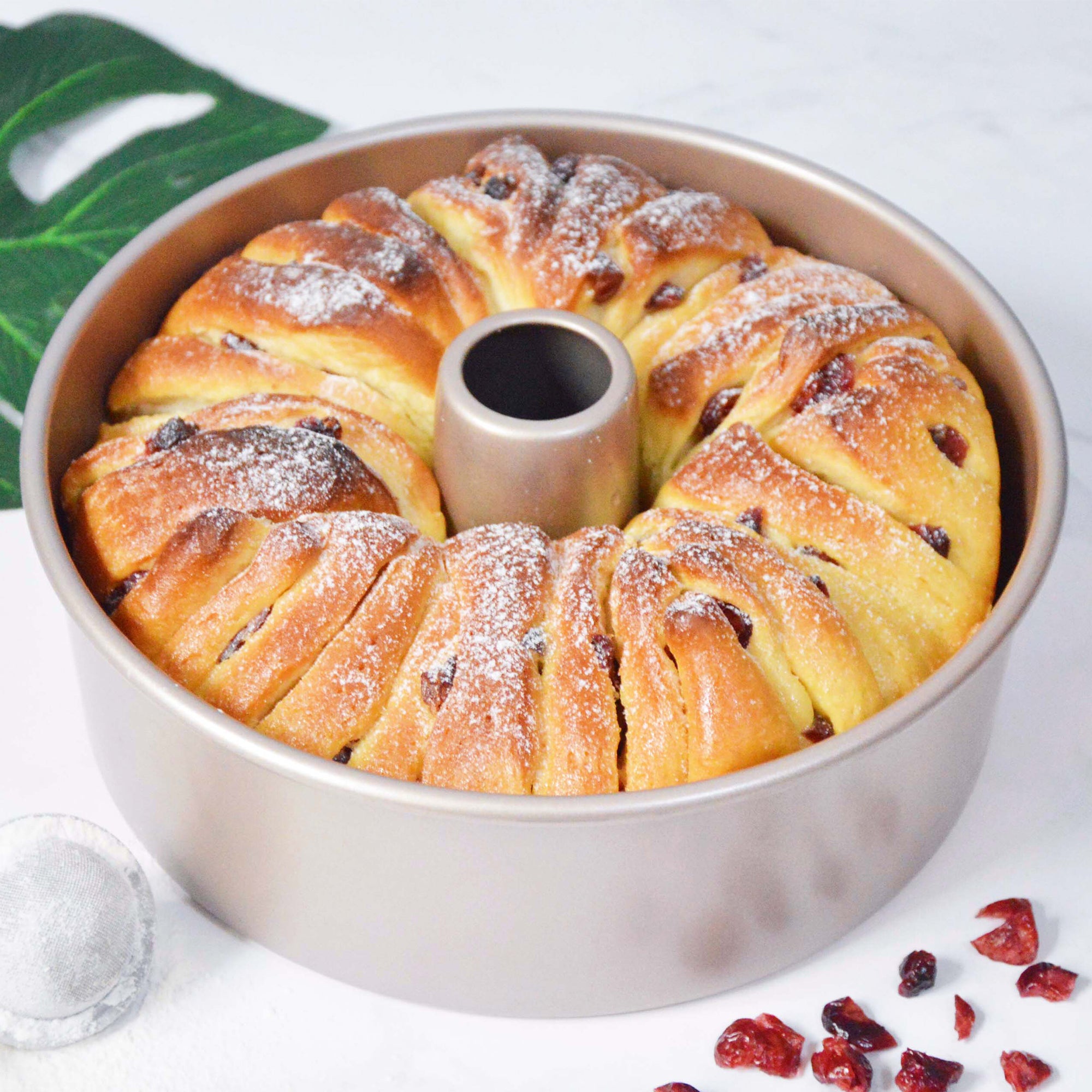 CHEFMADE Angel Cake Pan with Loose Base 22cm (WK9074)