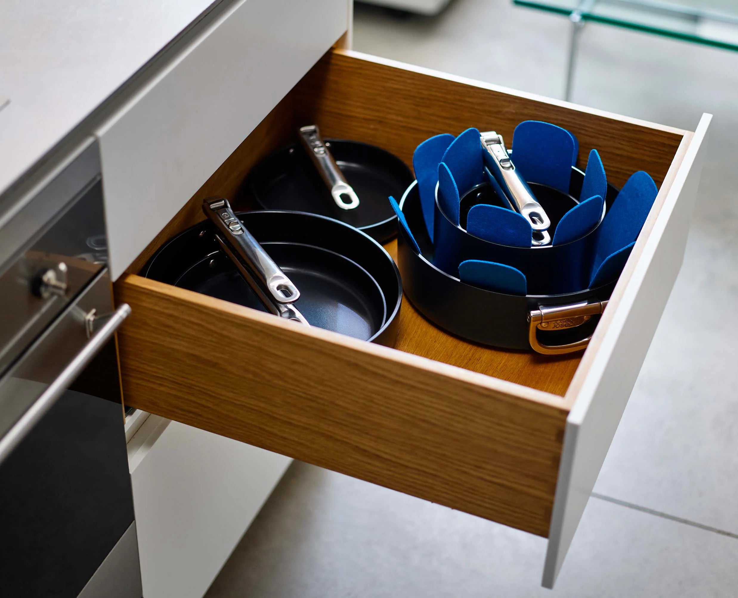 Joseph Joseph Space 6-Piece Non-Stick Cookware Set With Folding Handles